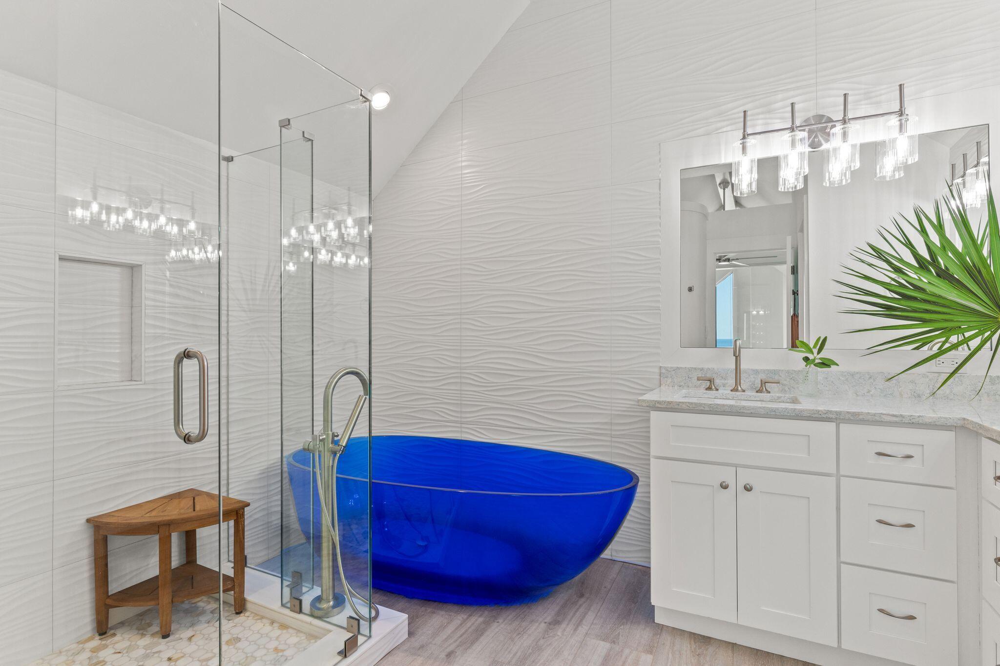 TRANQUILLITY ON THE BEACH - Residential