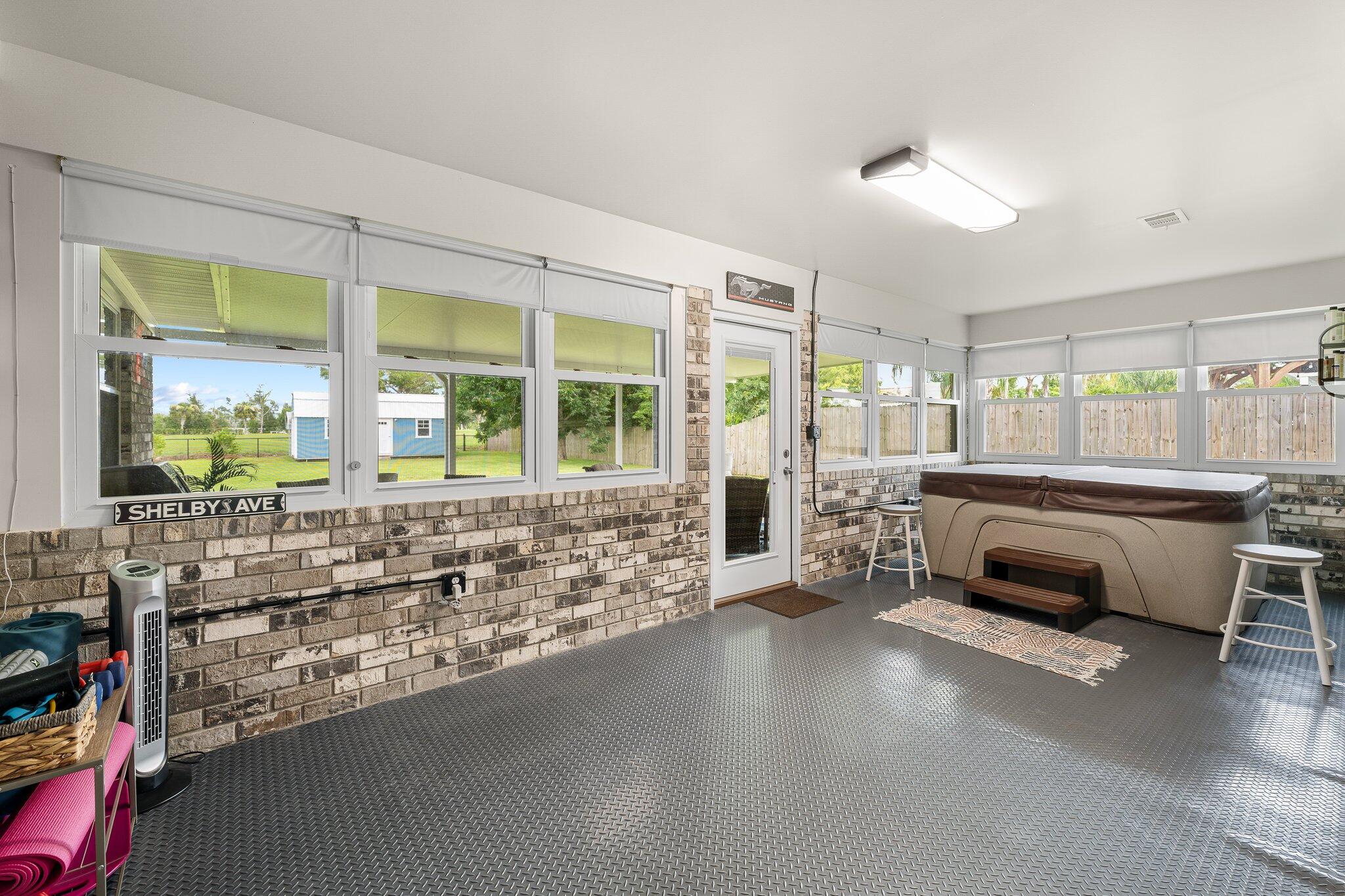 HILAND HILLS - Residential