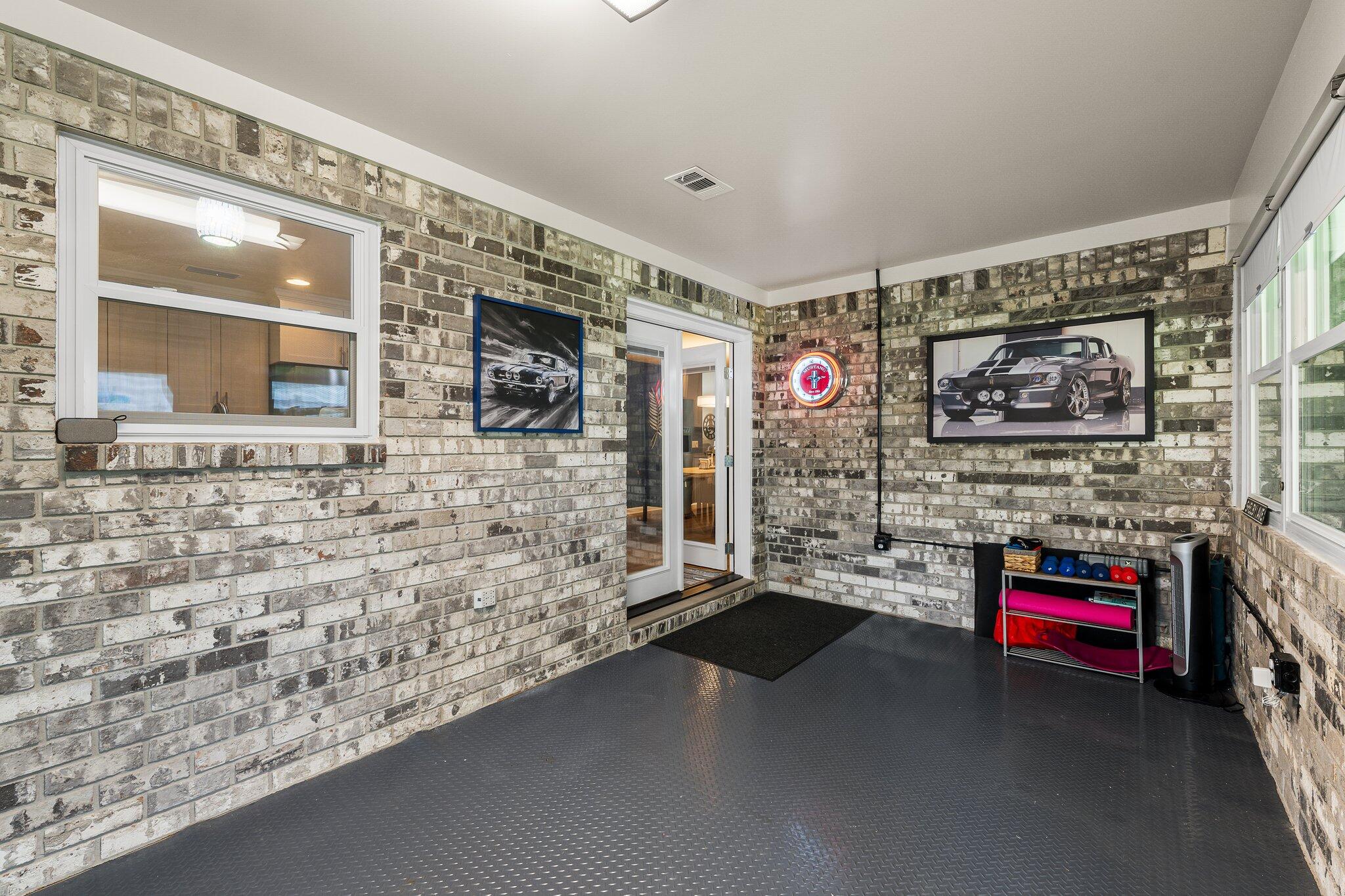 HILAND HILLS - Residential