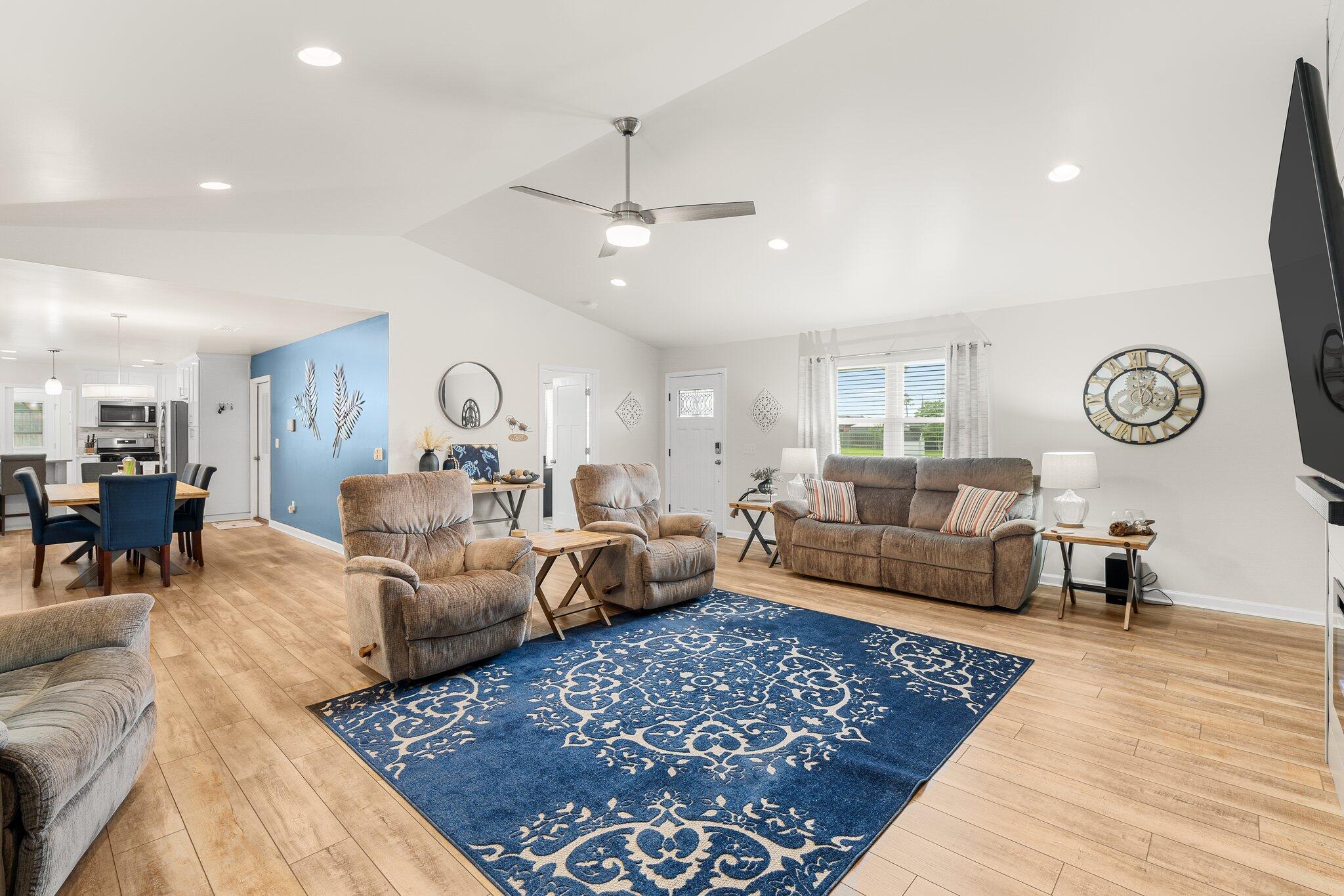 HILAND HILLS - Residential