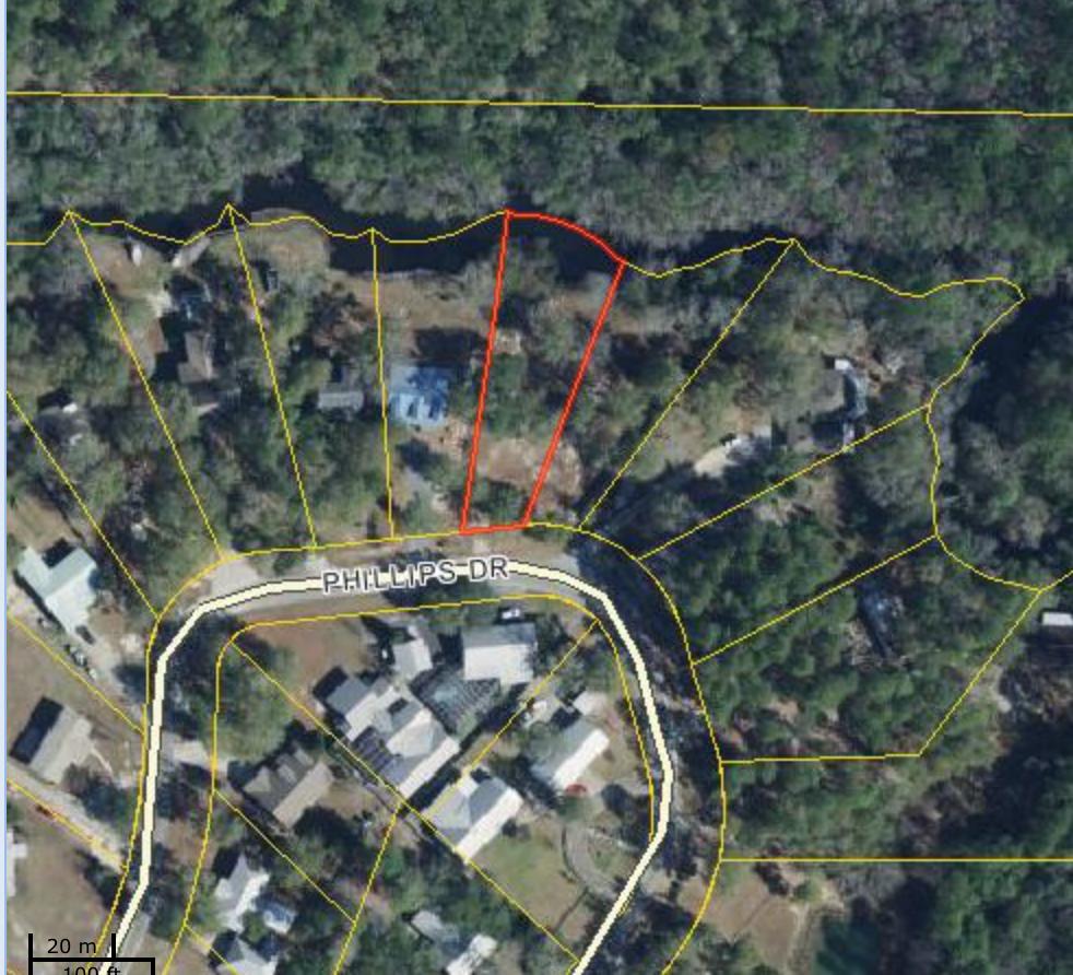Half Acre vacant lot ready to build your dream home on. Conveniently located just a short drive from the white sandy beaches of Santa Rosa Beach and the popular 30A Scenic Highway, and just a short 10 minute drive into the town of Freeport.