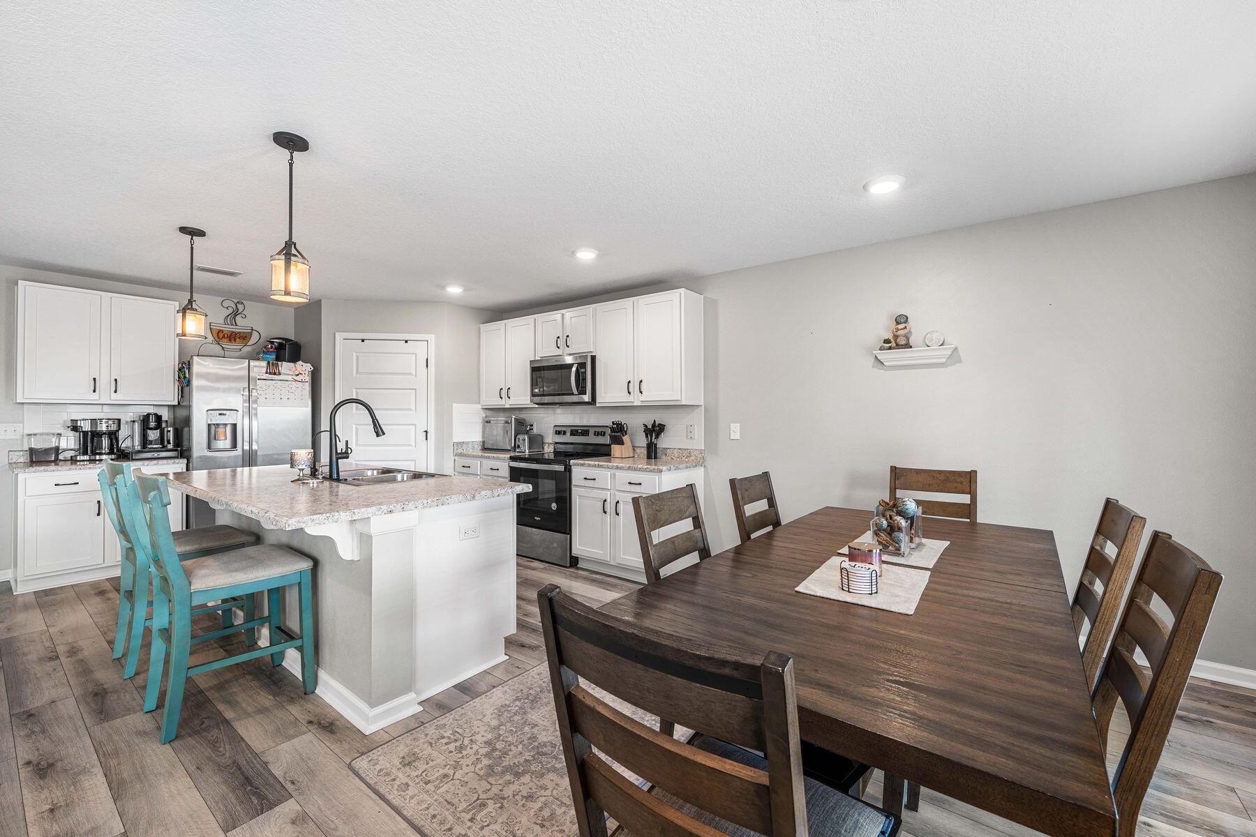 HAMMOCK BAY - MILL COTTAGES - Residential