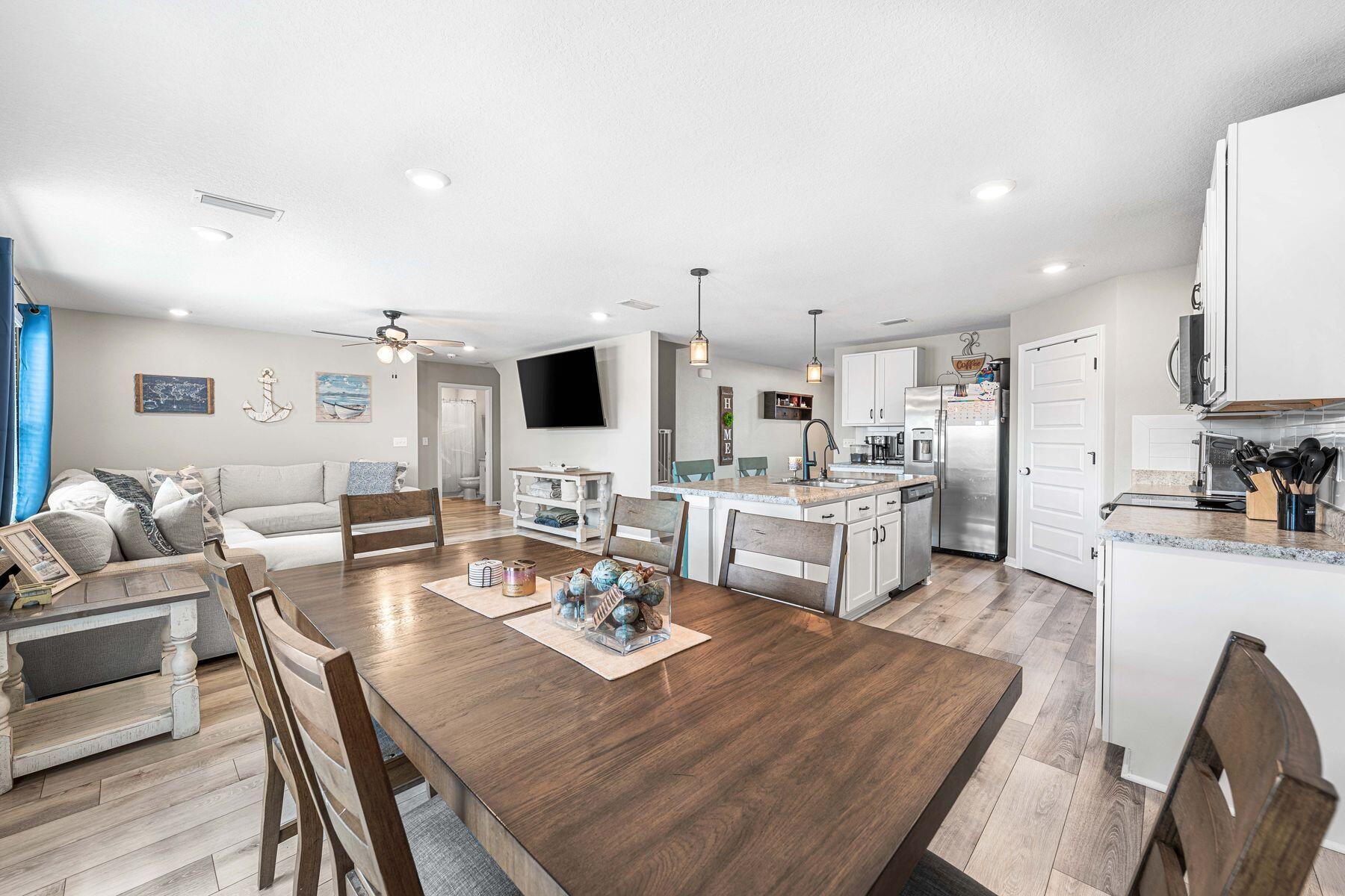 HAMMOCK BAY - MILL COTTAGES - Residential