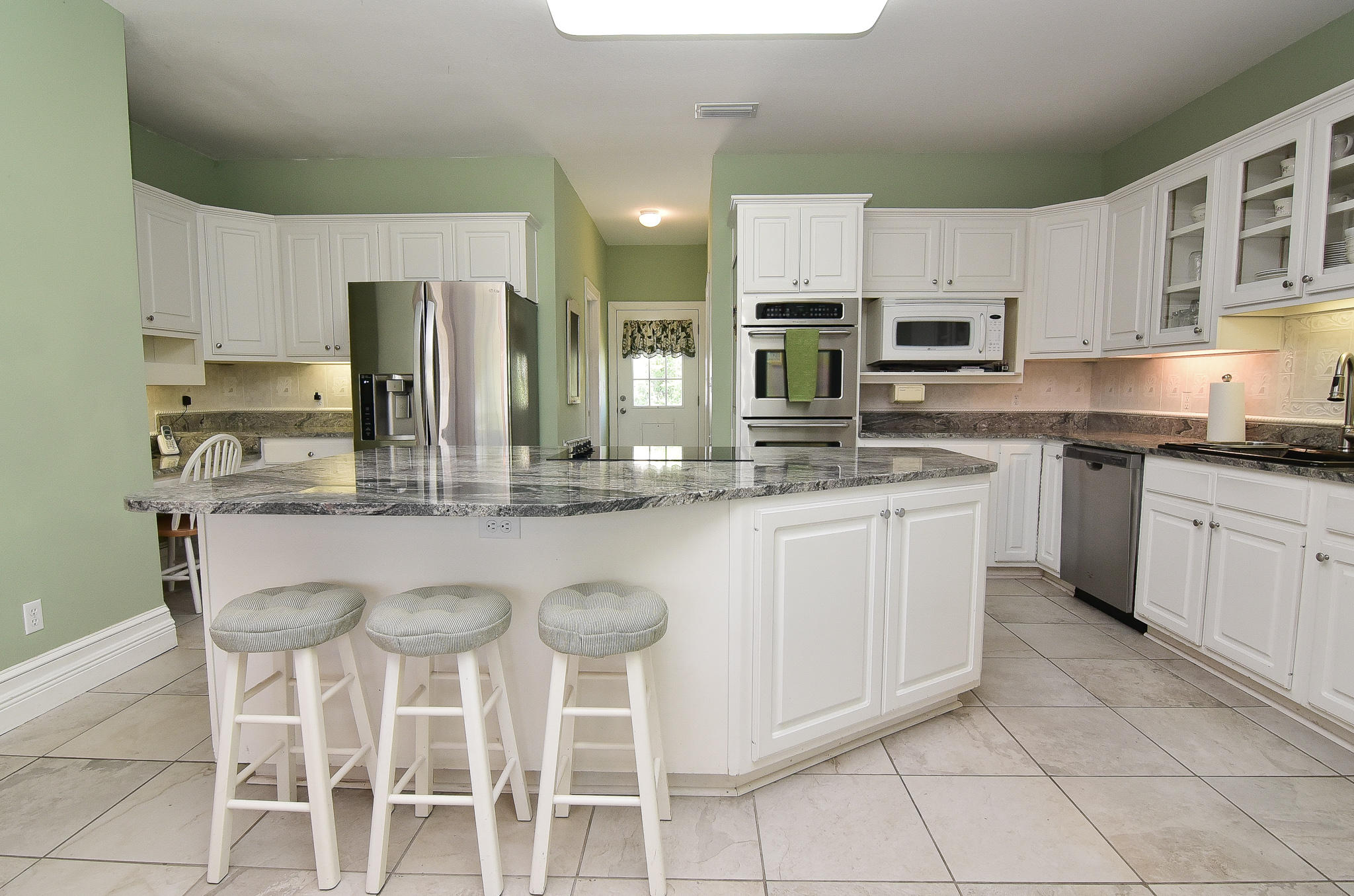 RAINTREE ESTATES - Residential