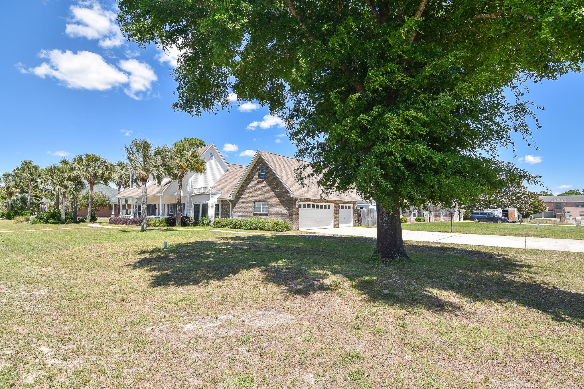 RAINTREE ESTATES - Residential