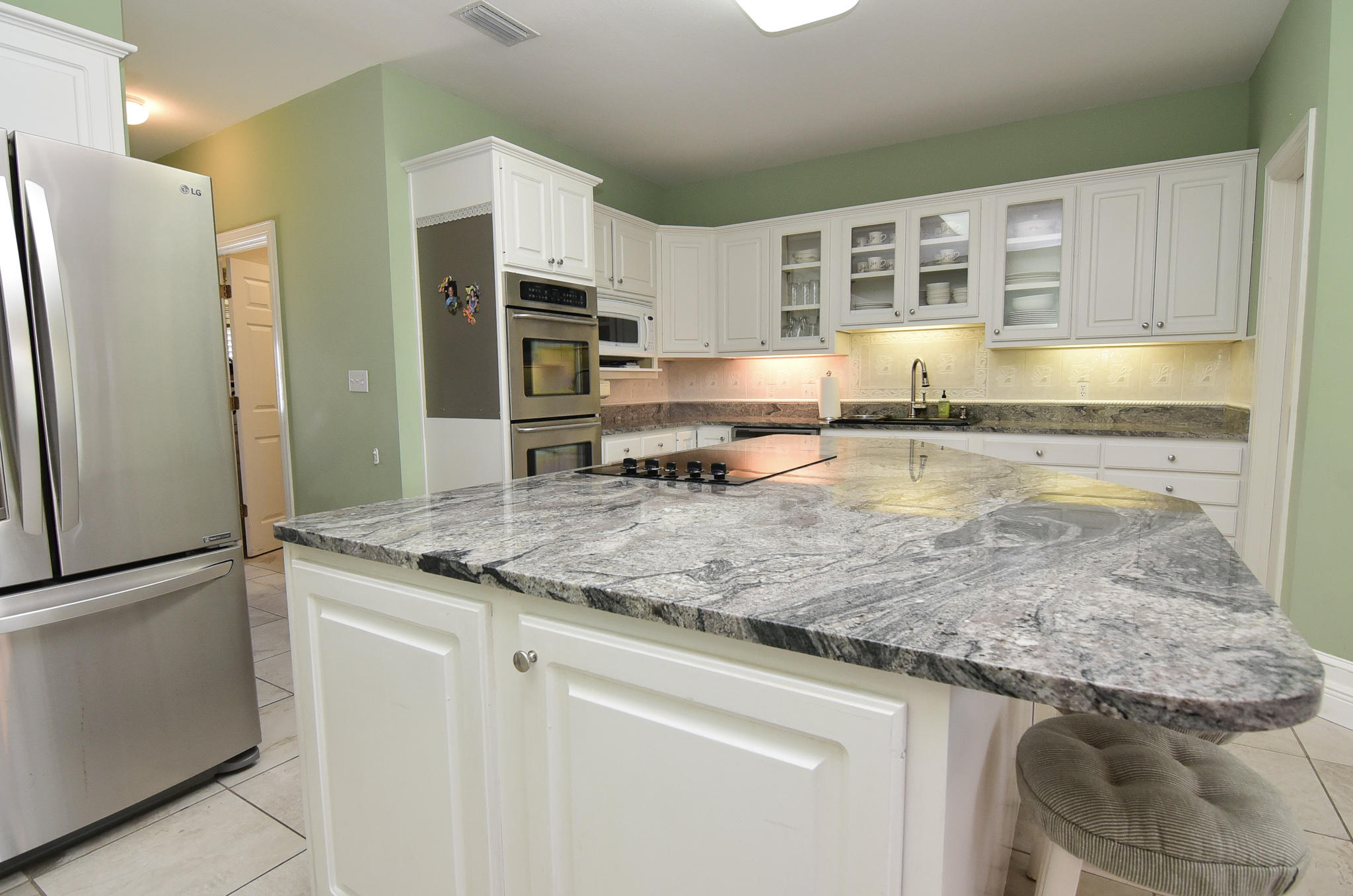 RAINTREE ESTATES - Residential