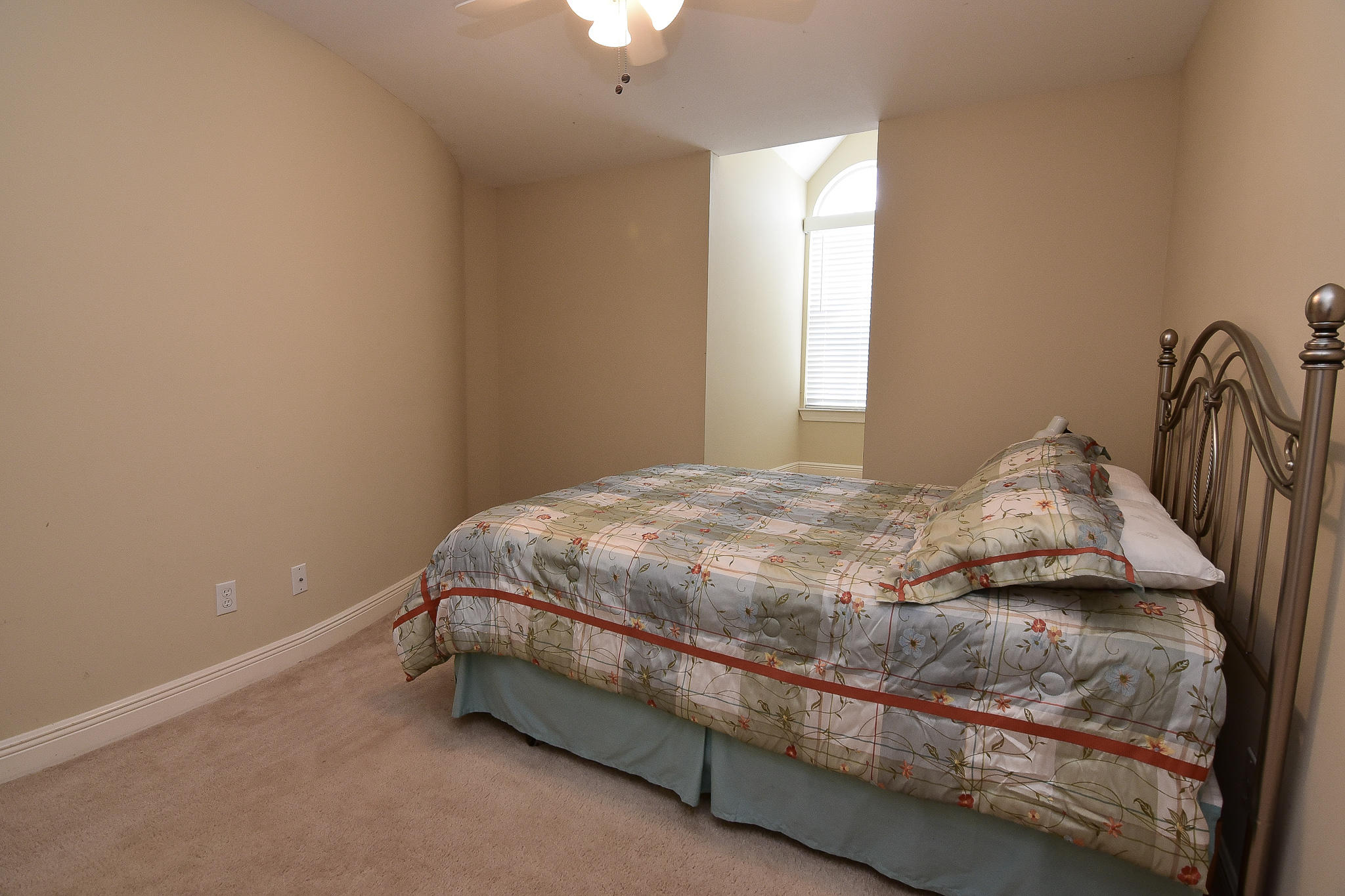 RAINTREE ESTATES - Residential