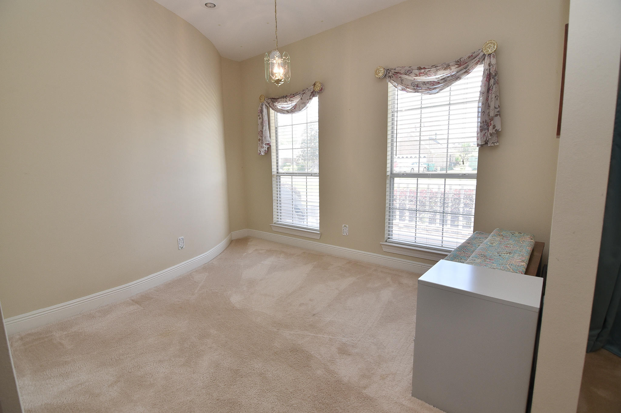 RAINTREE ESTATES - Residential