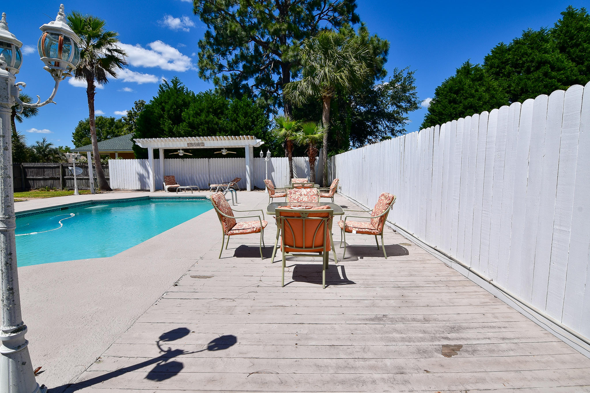 RAINTREE ESTATES - Residential