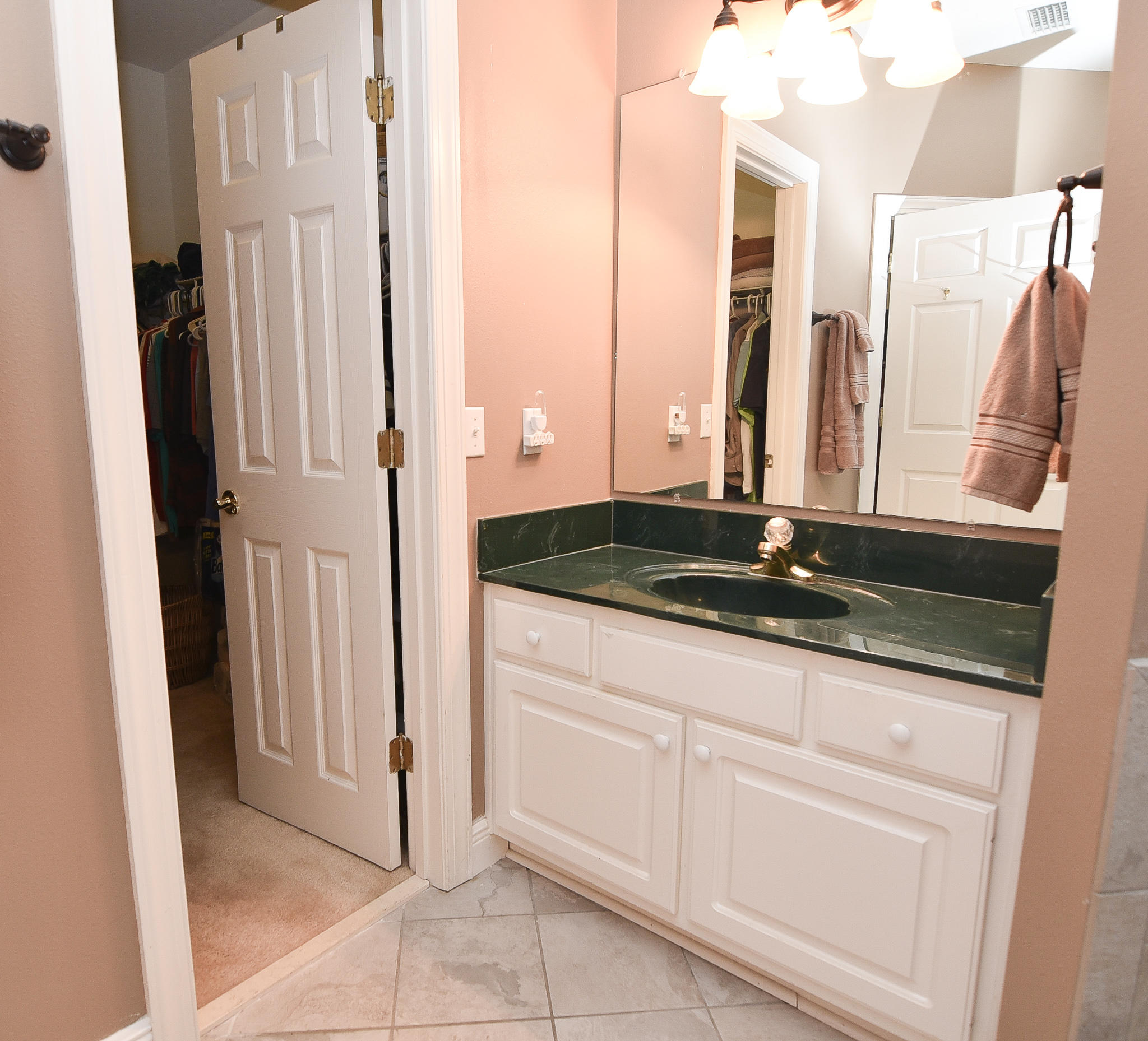 RAINTREE ESTATES - Residential