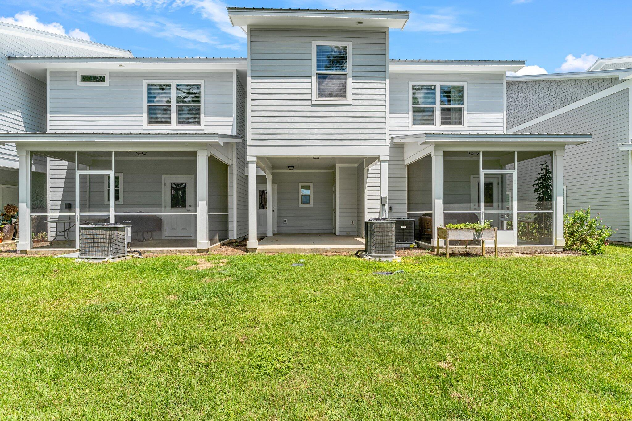 VERANDAS AT FREEPORT - Residential