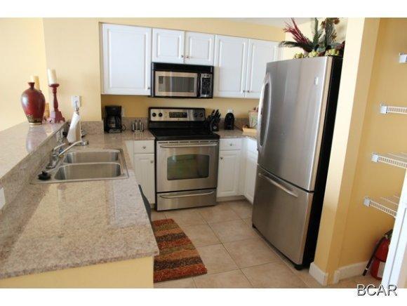 SHORES OF PANAMA - Residential