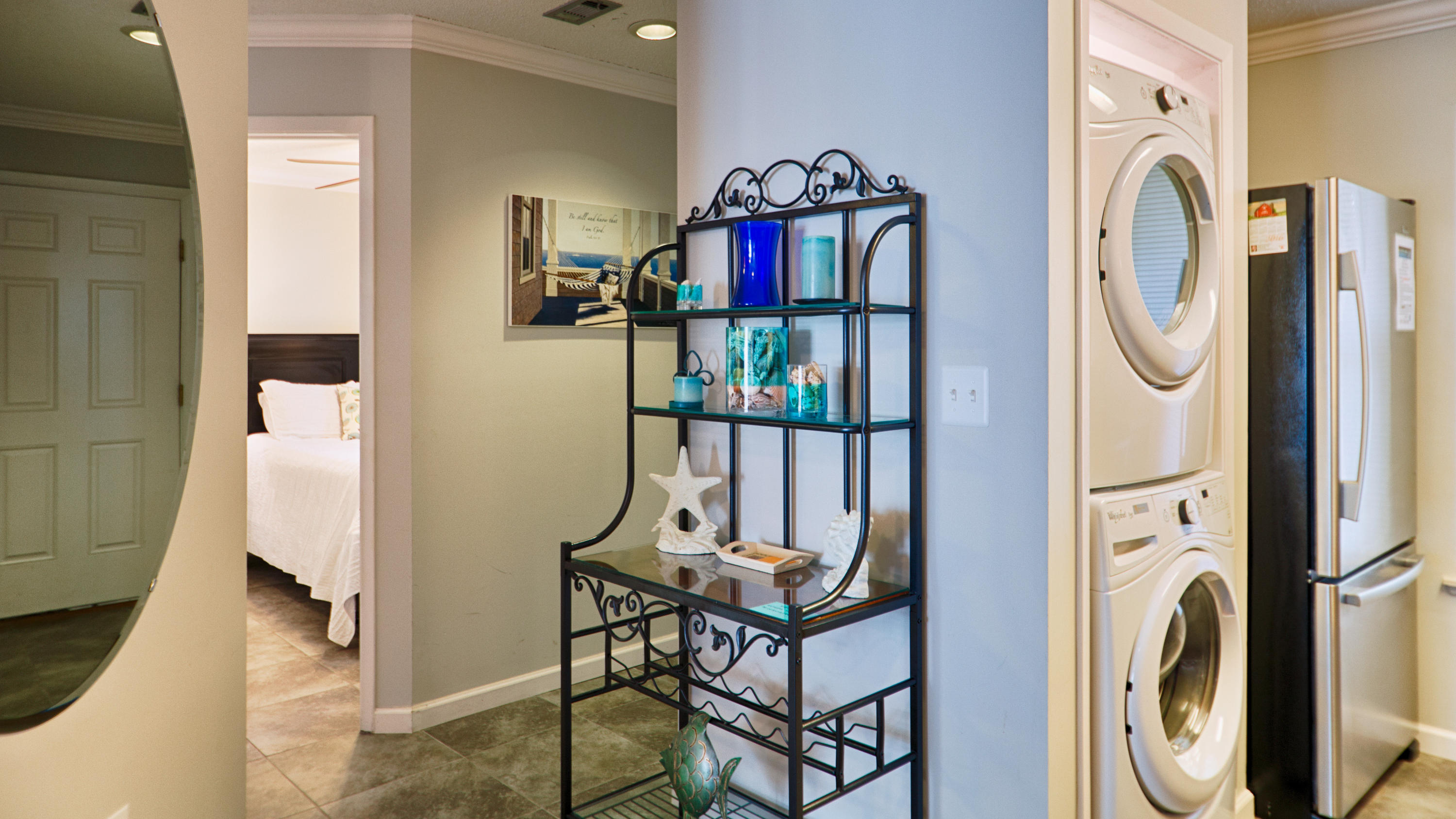 POOLSIDE VILLAS CONDO - Residential