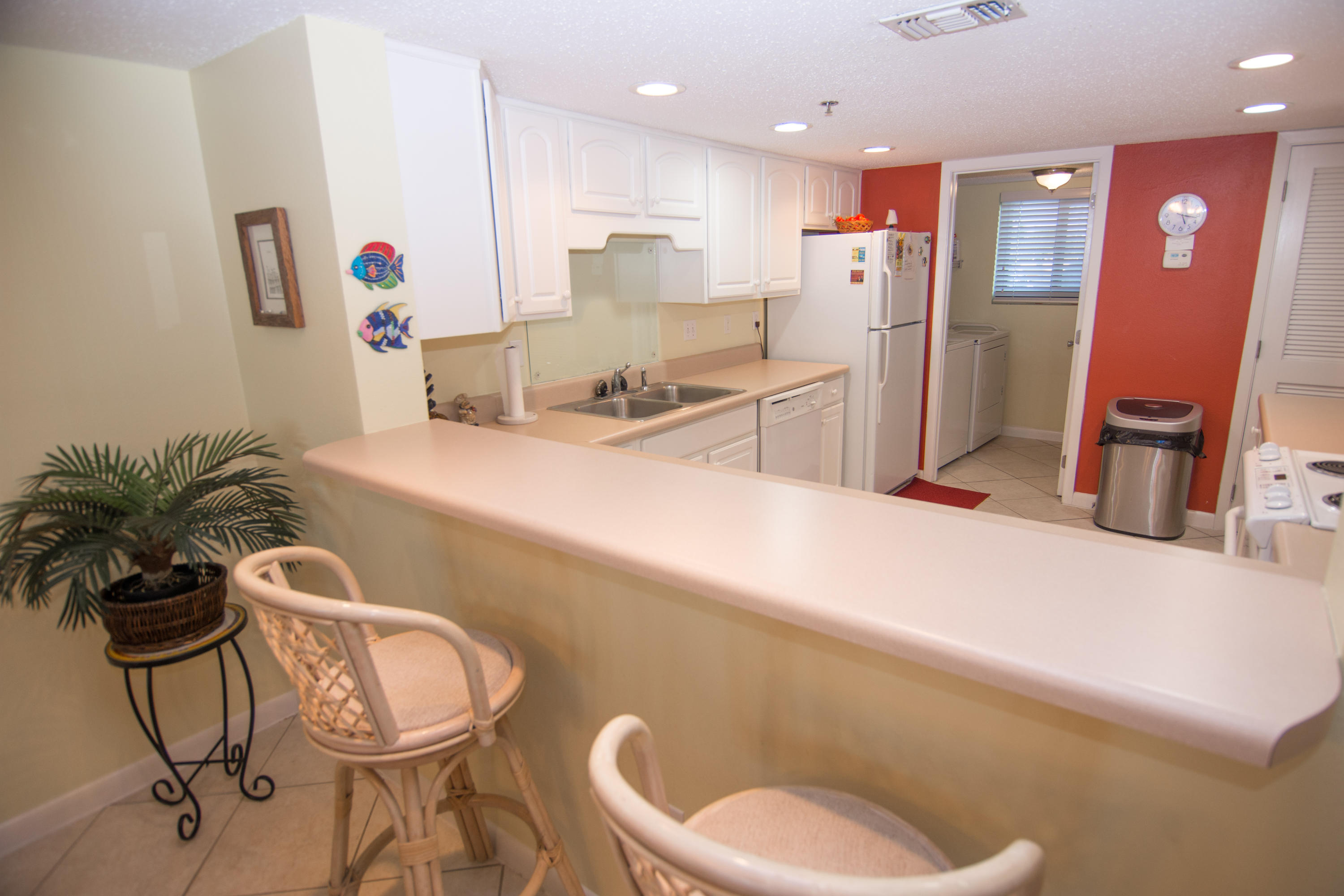 SURF DWELLER - Residential