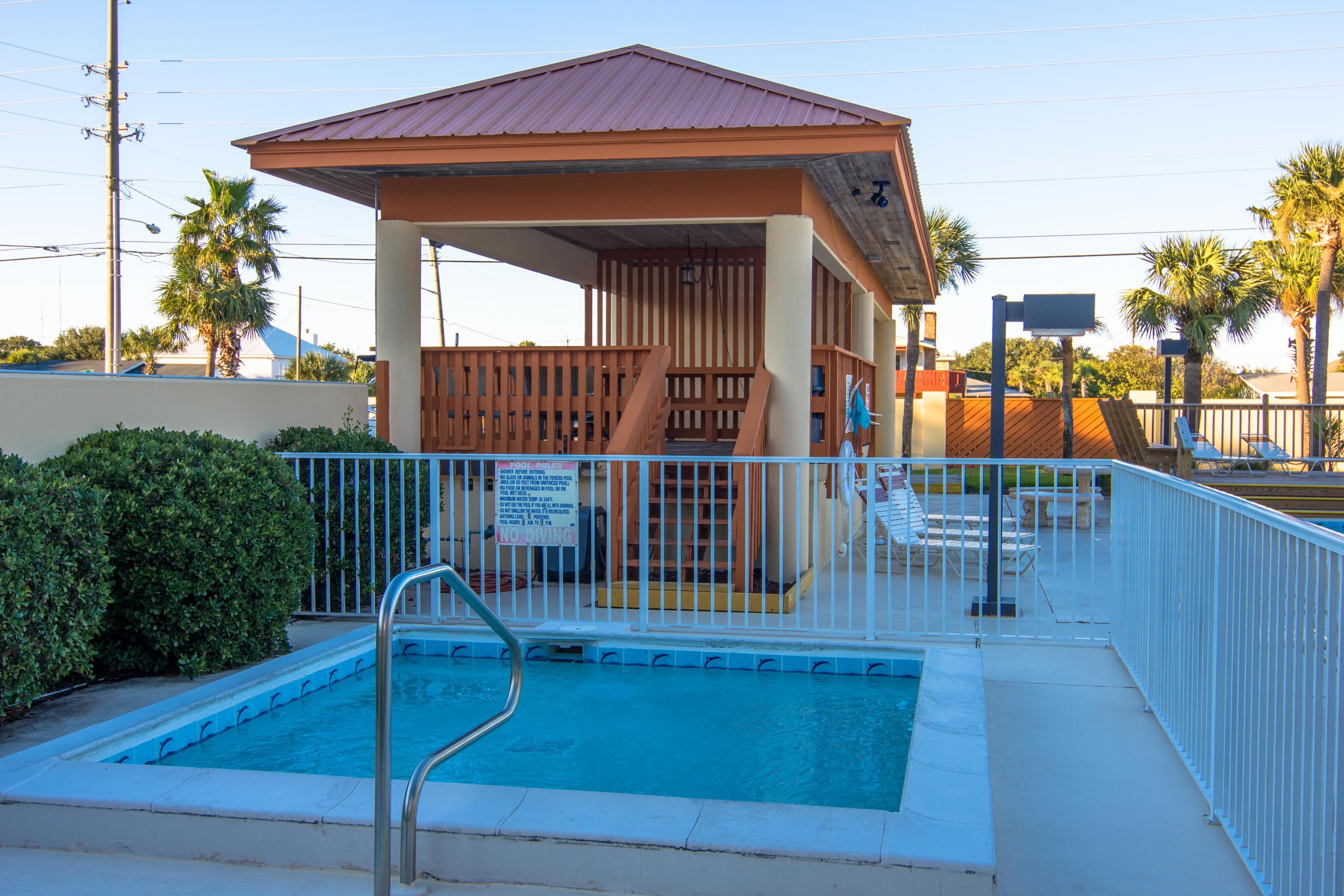 SURF DWELLER - Residential