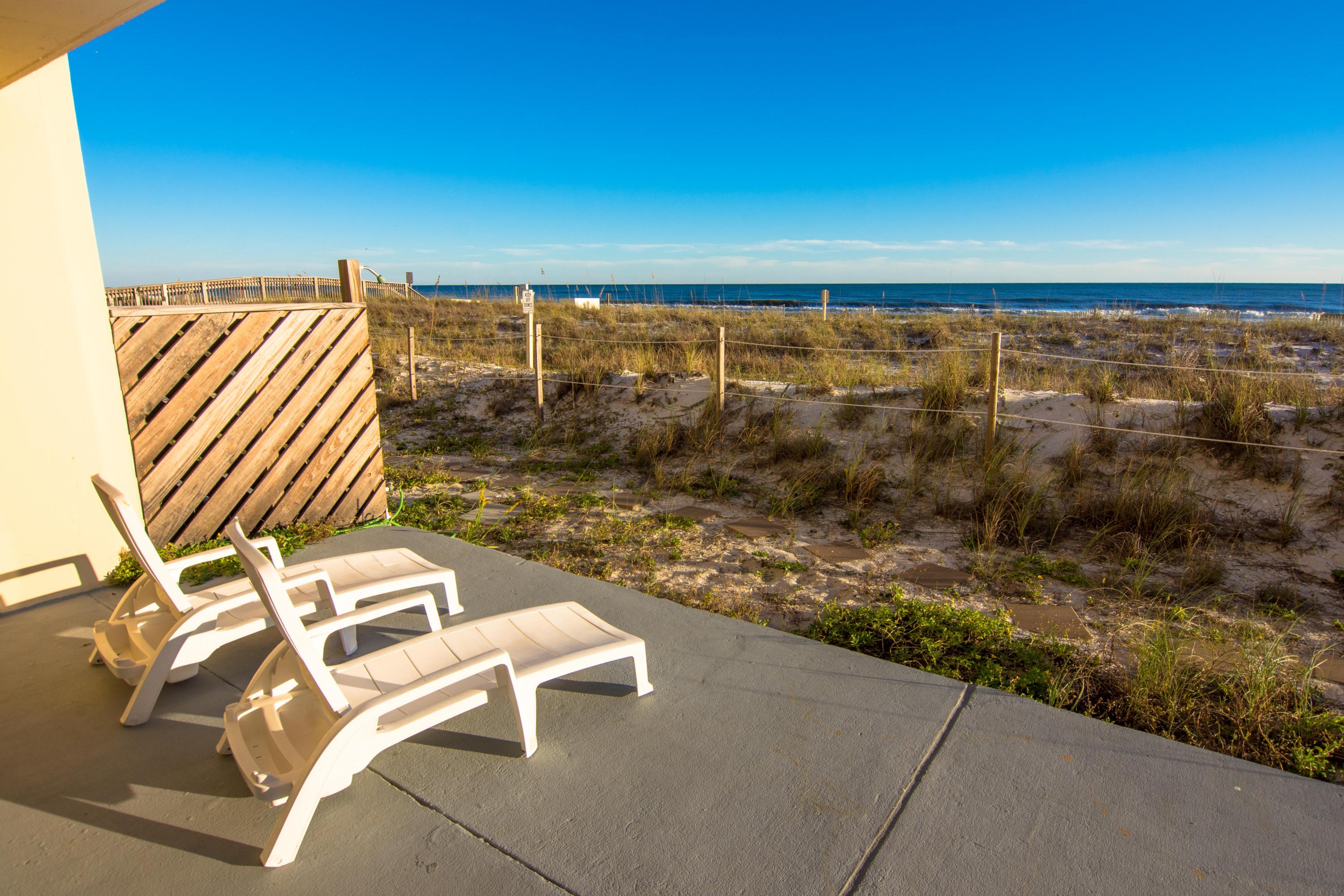 SURF DWELLER - Residential