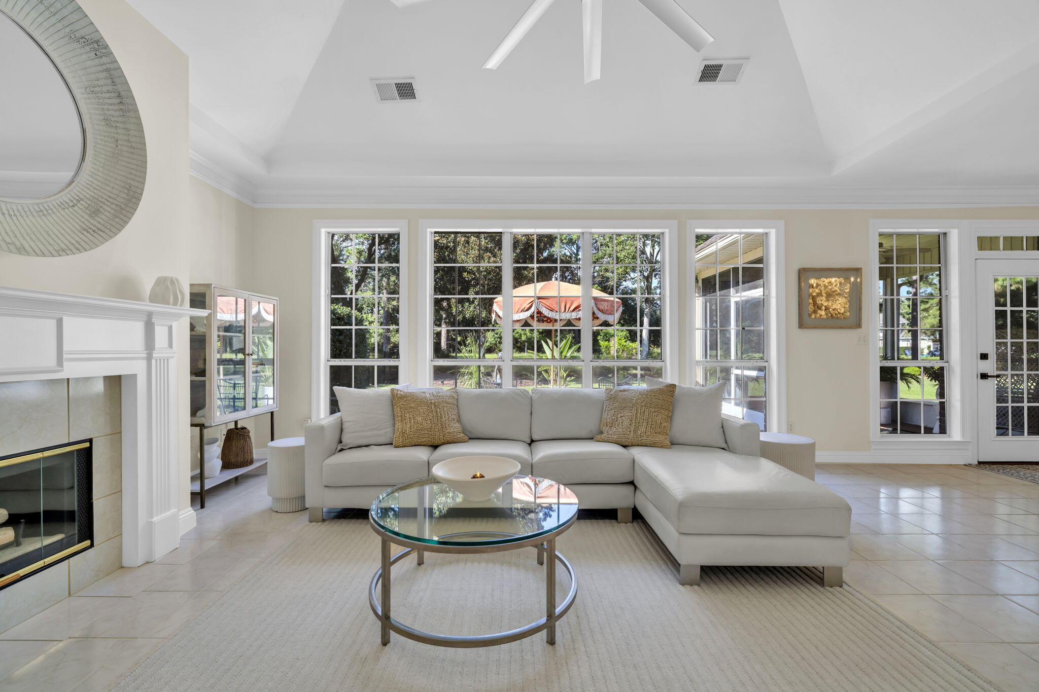 TURNBERRY PLACE - Residential