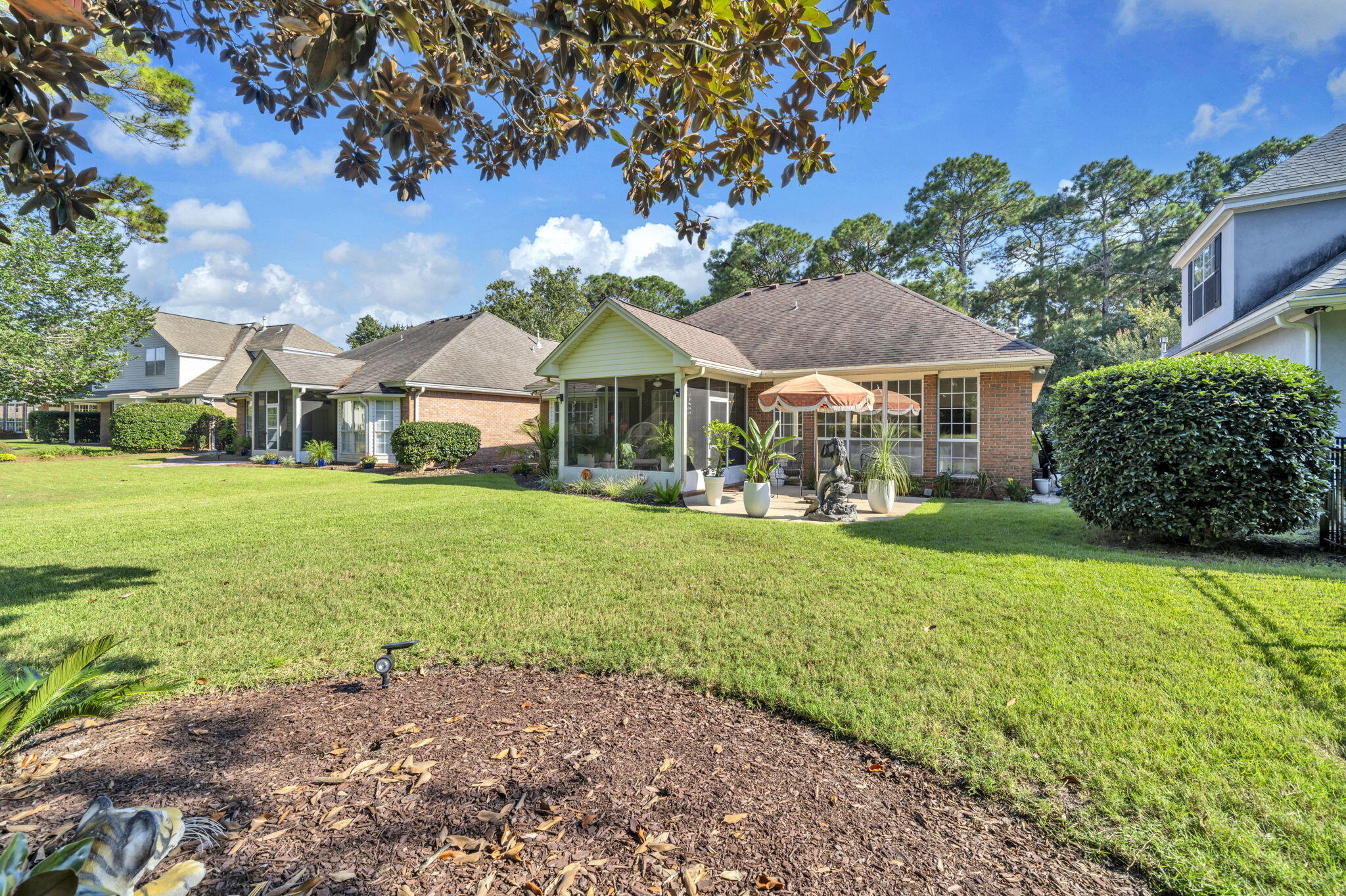 TURNBERRY PLACE - Residential