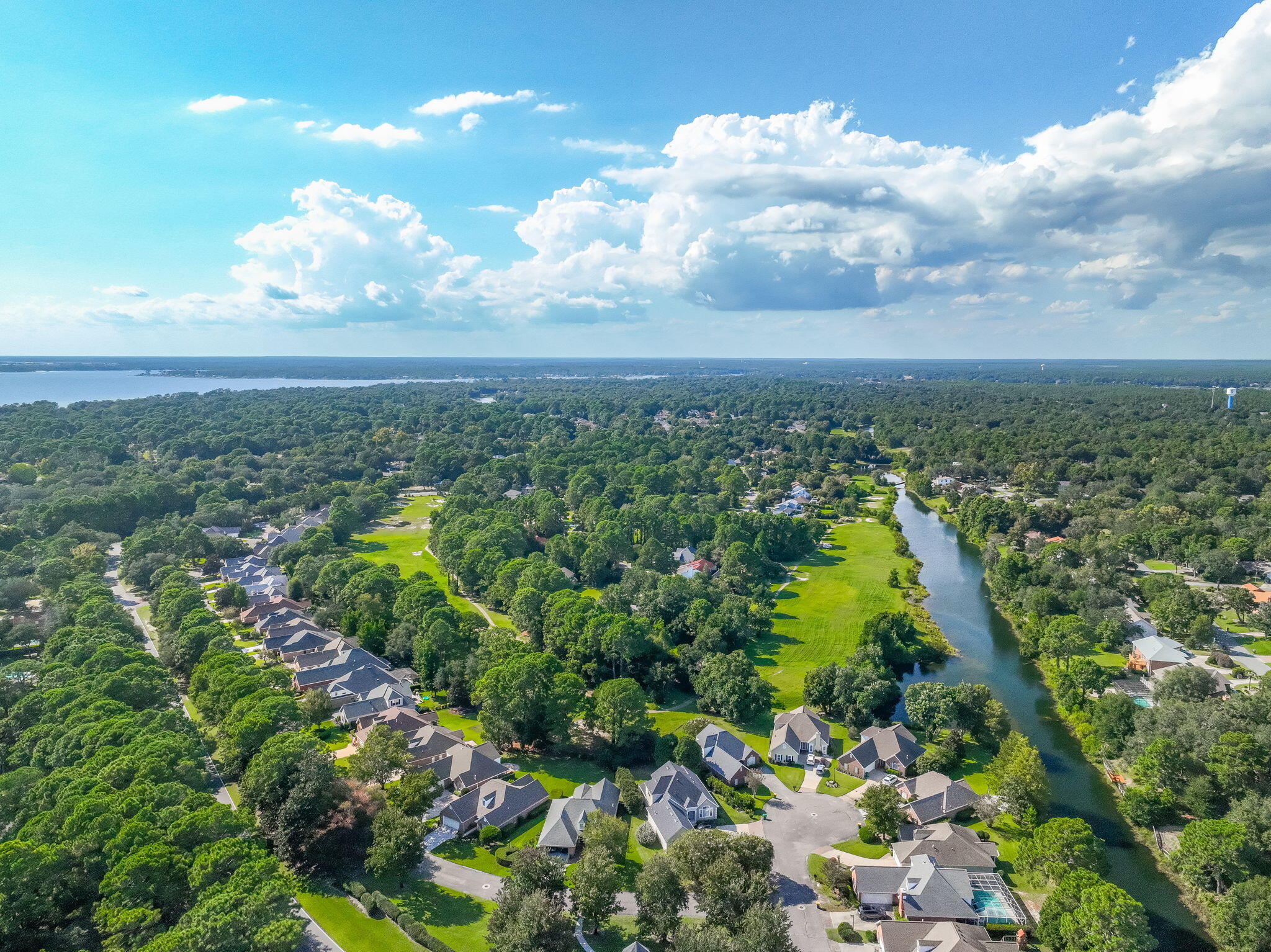 TURNBERRY PLACE - Residential