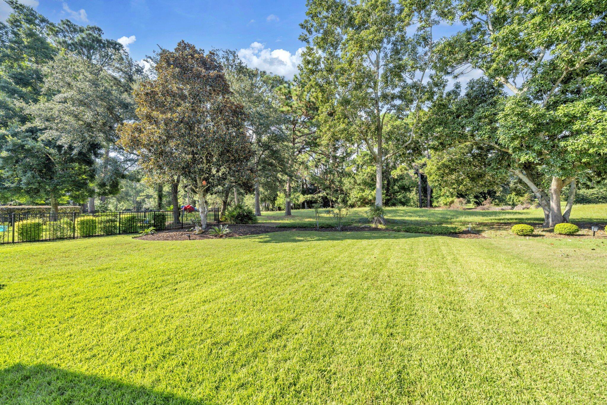 TURNBERRY PLACE - Residential