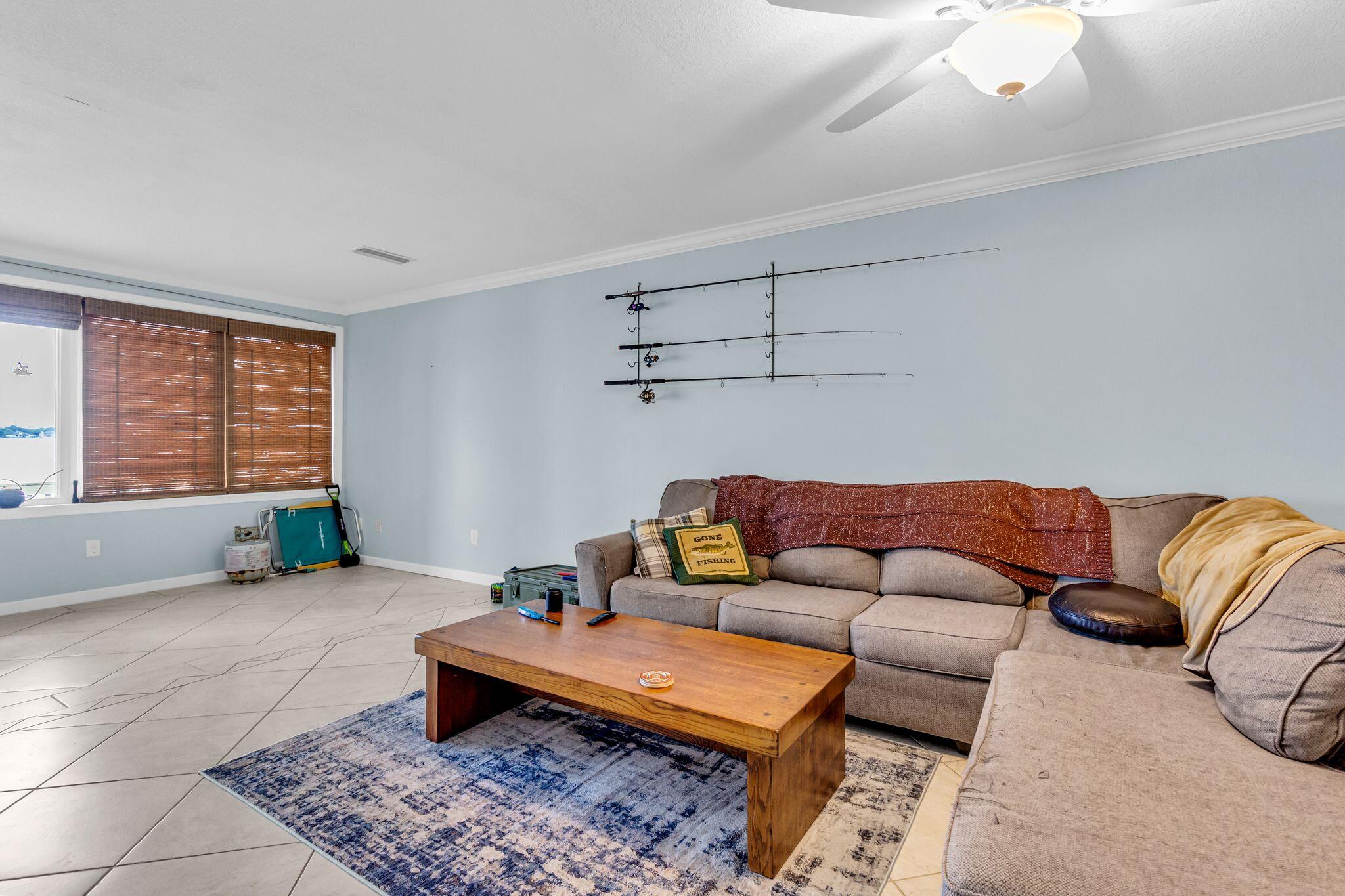 GARNIERS CAY T/H - Residential Lease