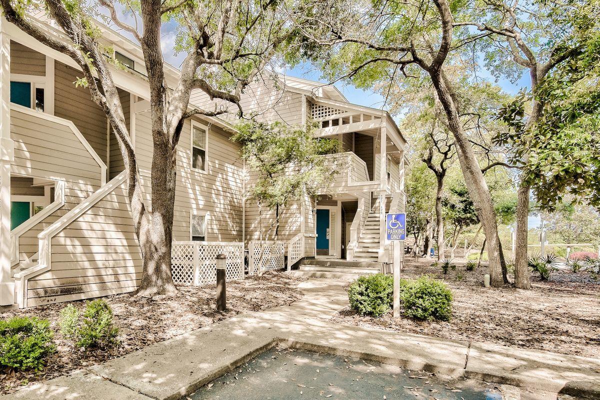 HIDDEN DUNES BEACH COTTAGES 2 - Residential