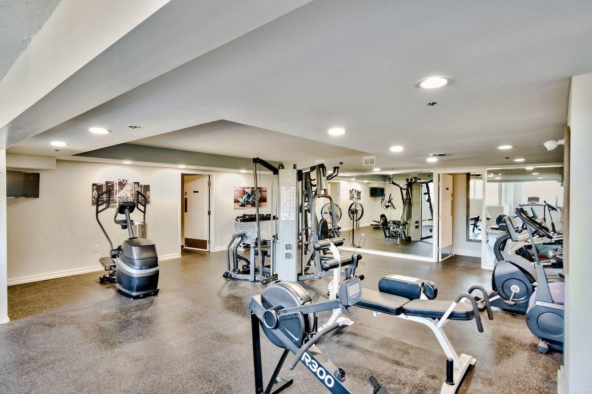 HIDDEN DUNES BEACH COTTAGES 2 - Residential