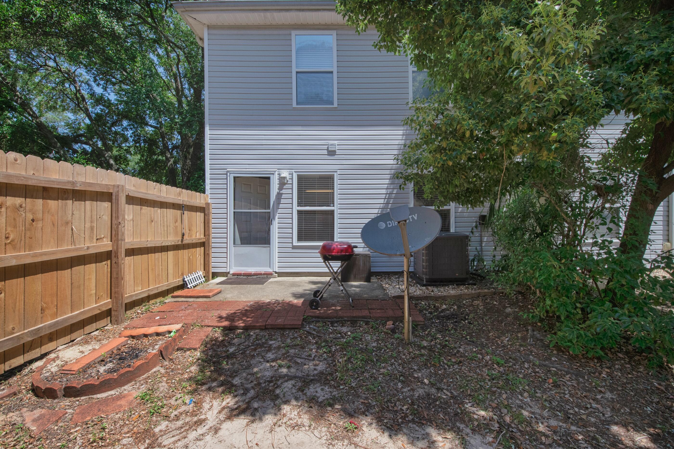 CIRCLE PARK CONDOMINIUM - Residential