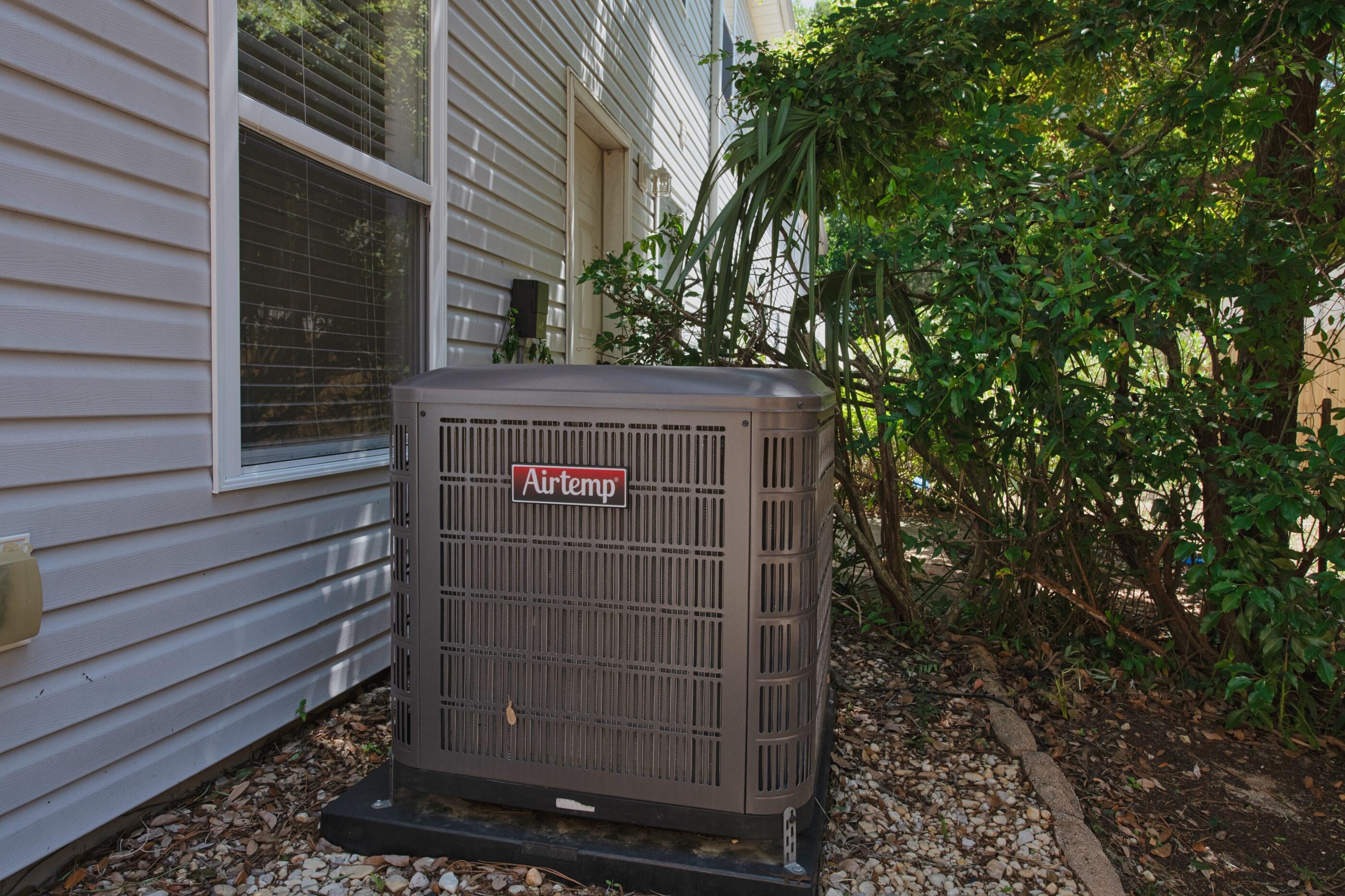 CIRCLE PARK CONDOMINIUM - Residential