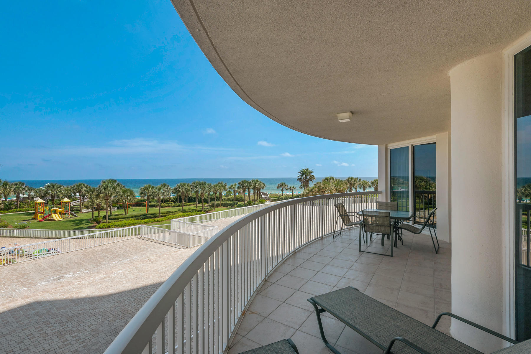 ST. MAARTEN AT SILVER SHELLS - Residential