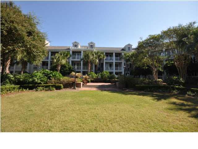 PILOT HOUSE - Residential