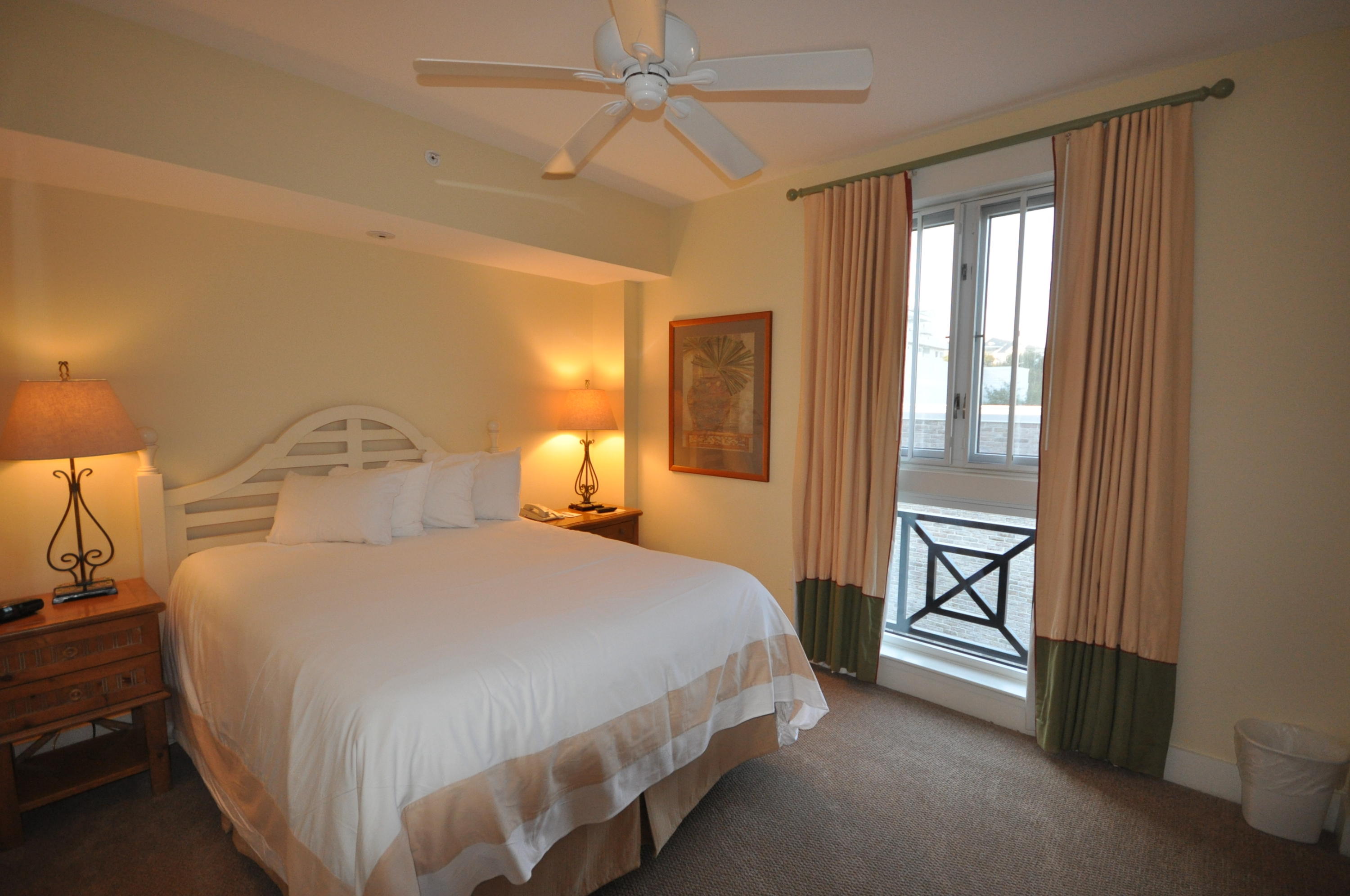 PILOT HOUSE - Residential