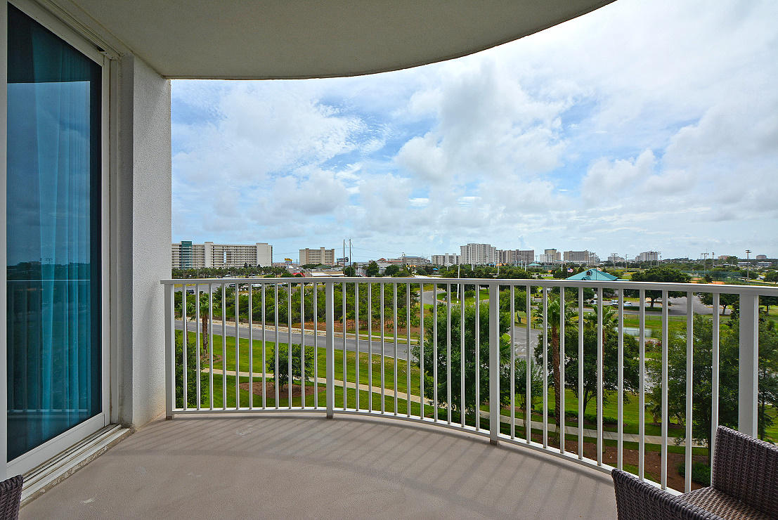 THE PALMS OF DESTIN - Residential