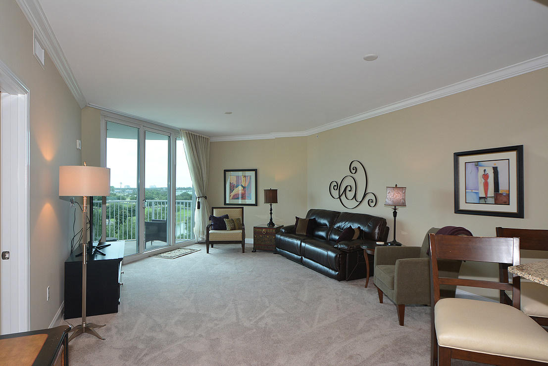 THE PALMS OF DESTIN - Residential