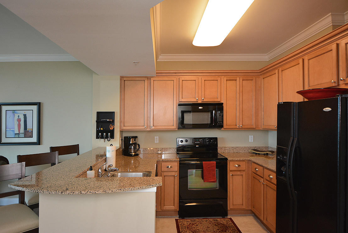 THE PALMS OF DESTIN - Residential