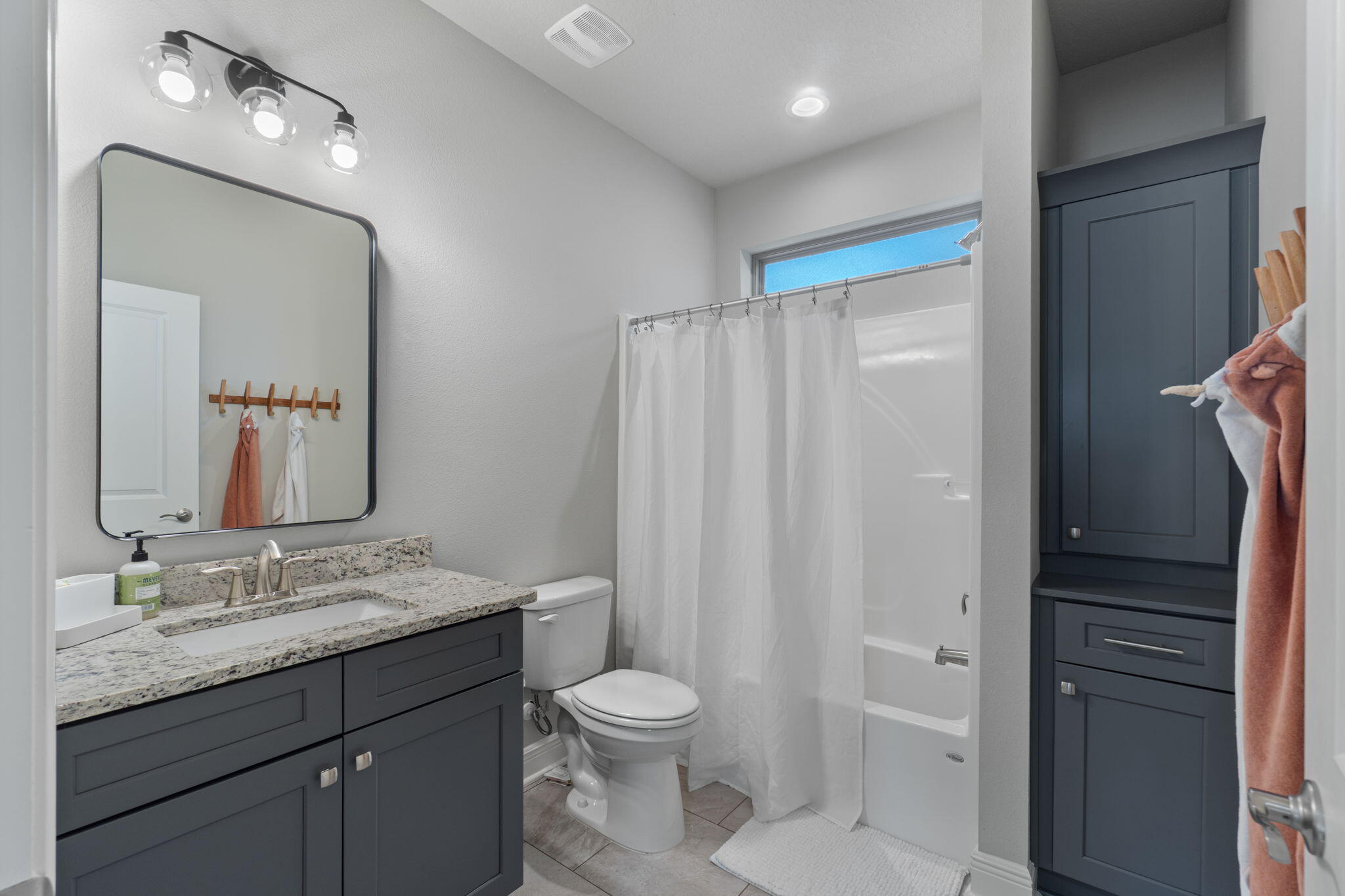 LOVEWOOD - Residential