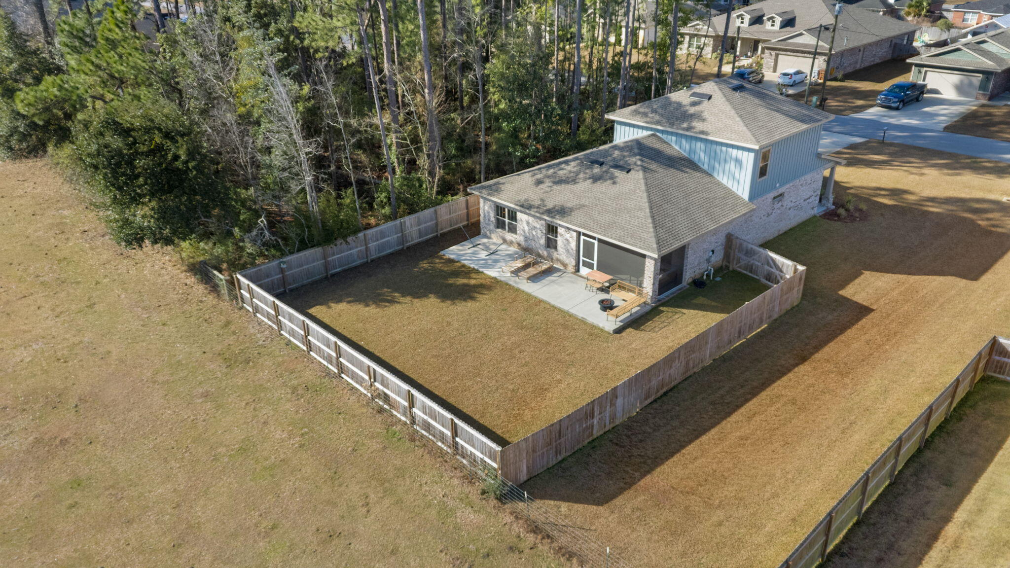 LOVEWOOD - Residential