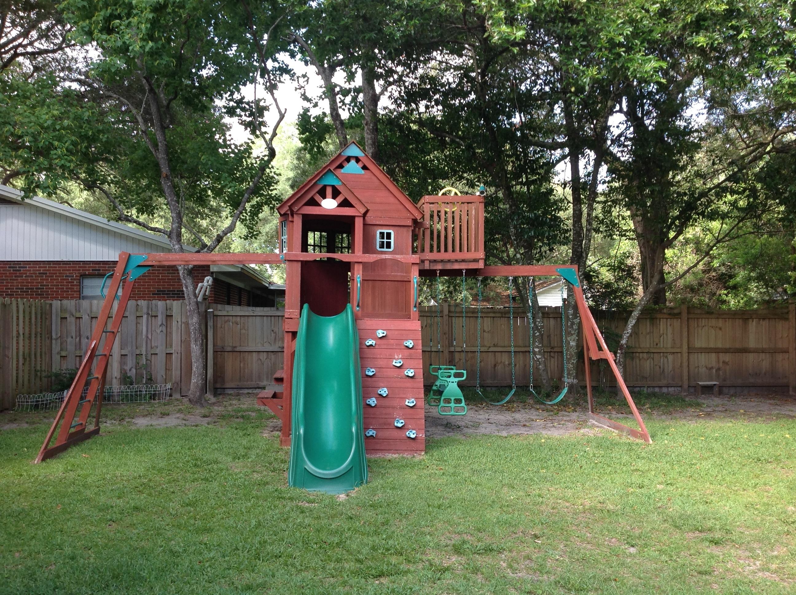 GARNIERS HEIGHTS 1ST ADDN - Residential