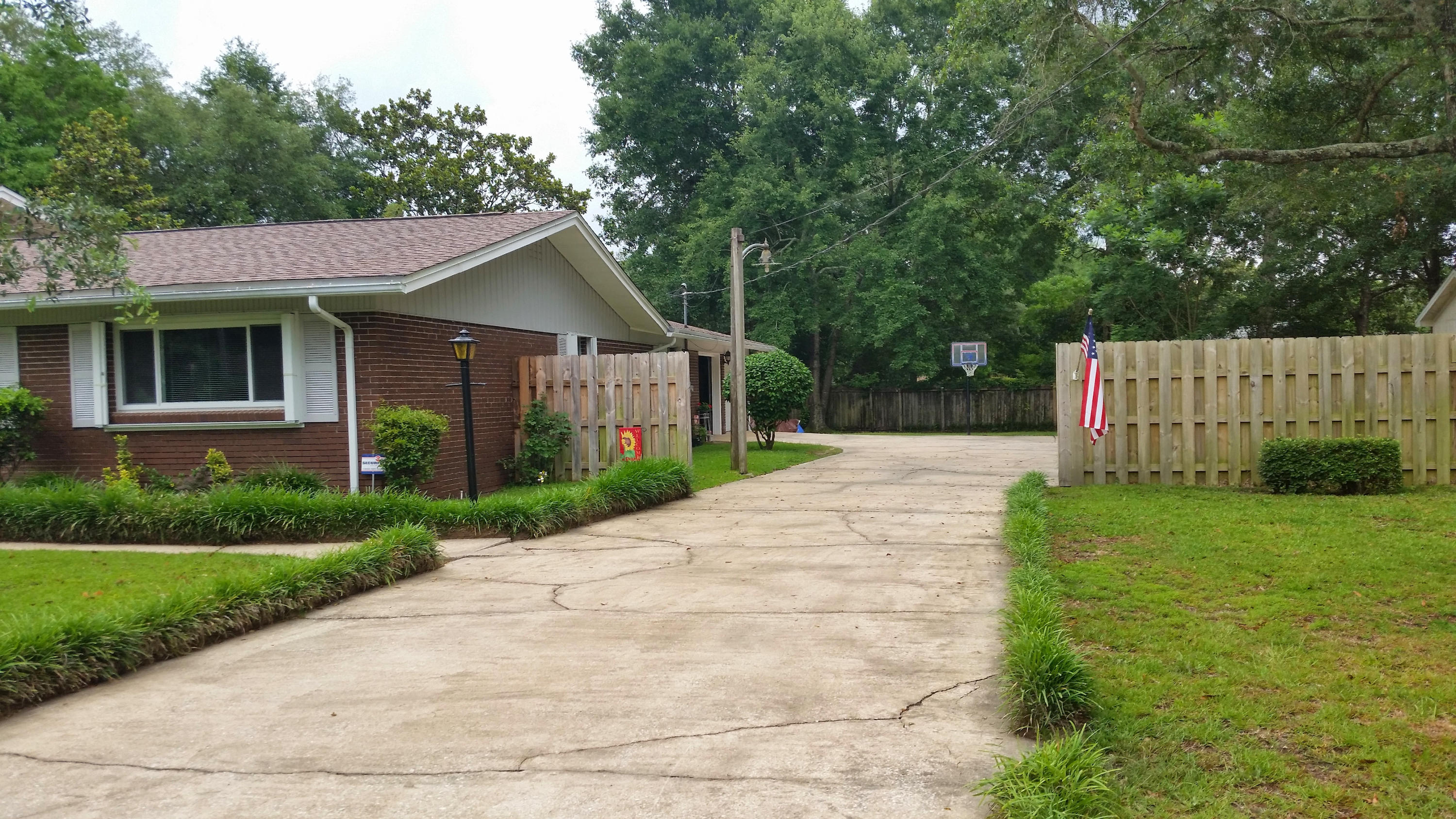 GARNIERS HEIGHTS 1ST ADDN - Residential