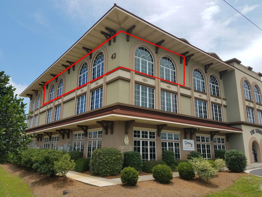 5-STAR OFFICE SPACE in MIRAMAR BEACH Location, Location, Location. This class A office at The Summit, is located at 42 Business Centre Dr. and consists of two units (309 &310). 1446+- sq ft of raw space to make your own. Owner has build-out plans available. Located in the center of the best area in Miramar Beach. Ample parking, great ingress and egress.