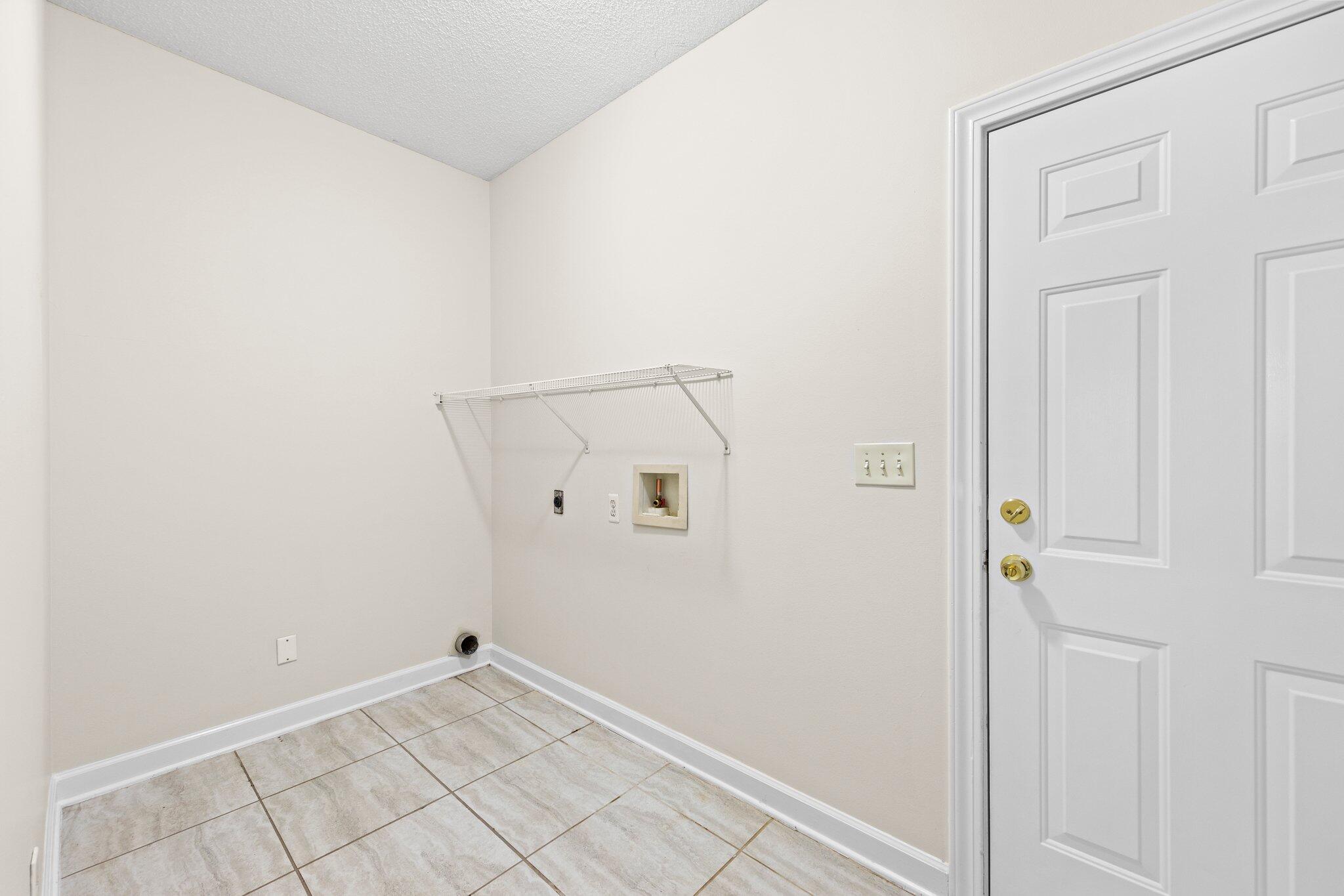 THE CROSSINGS AT BLUEWATER BAY - Residential Lease