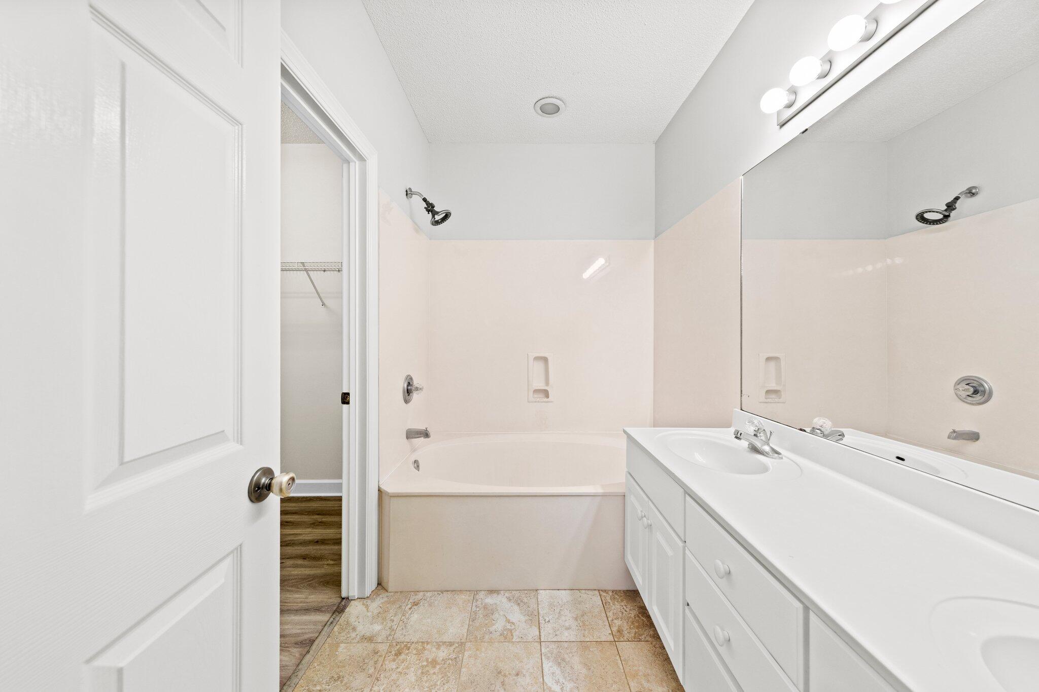 THE CROSSINGS AT BLUEWATER BAY - Residential Lease