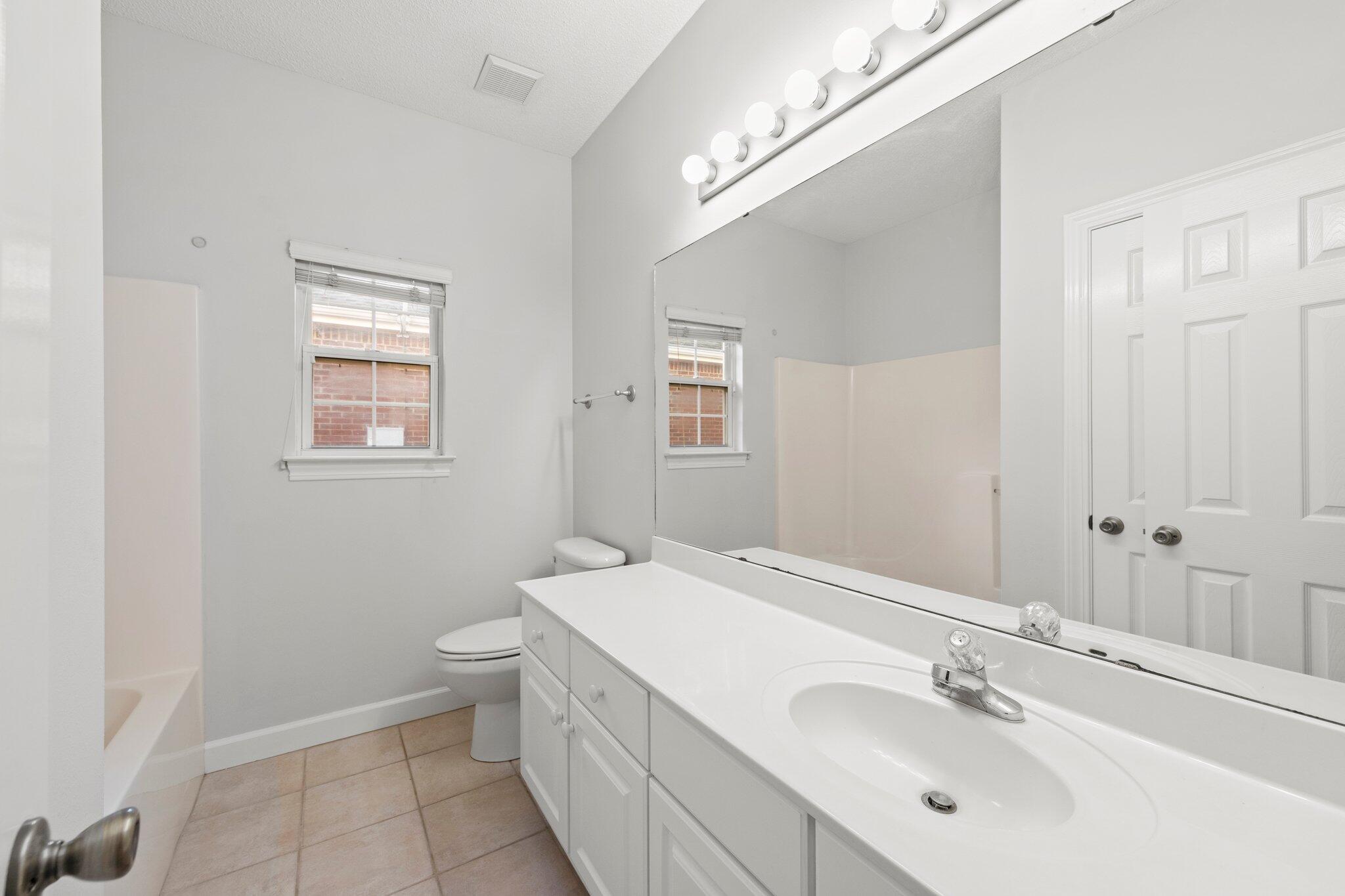 THE CROSSINGS AT BLUEWATER BAY - Residential Lease