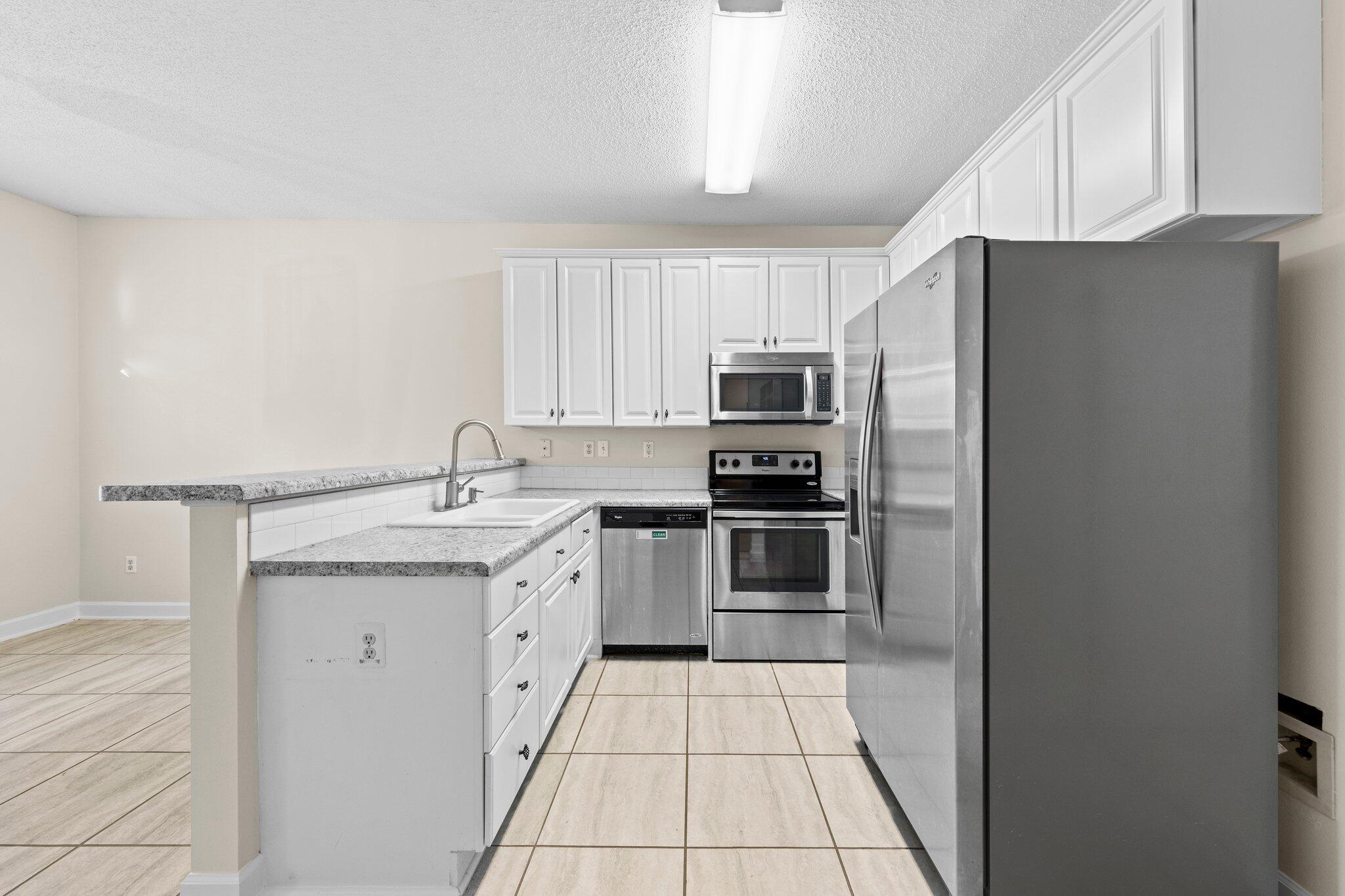 THE CROSSINGS AT BLUEWATER BAY - Residential Lease