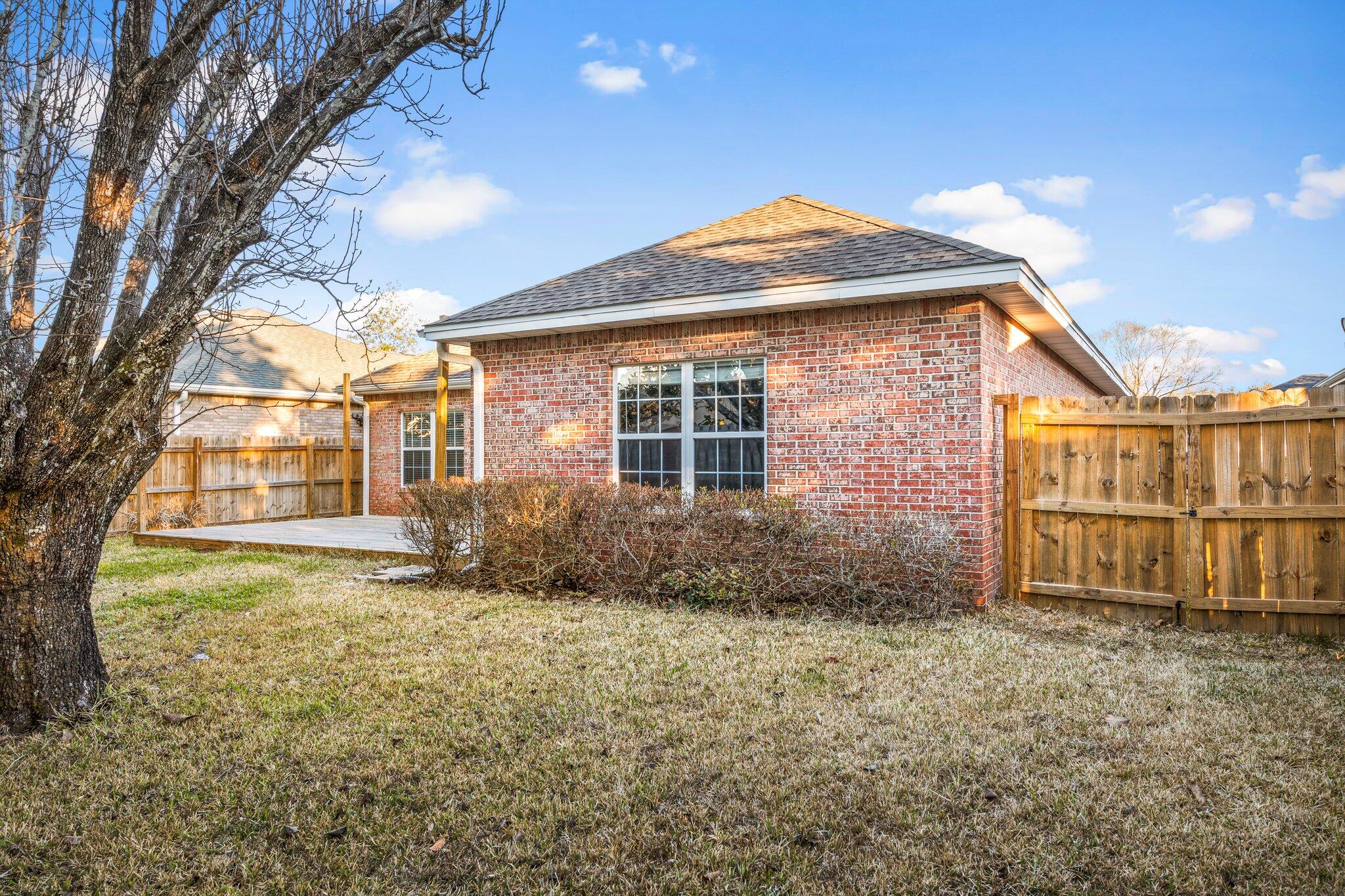 THE CROSSINGS AT BLUEWATER BAY - Residential Lease