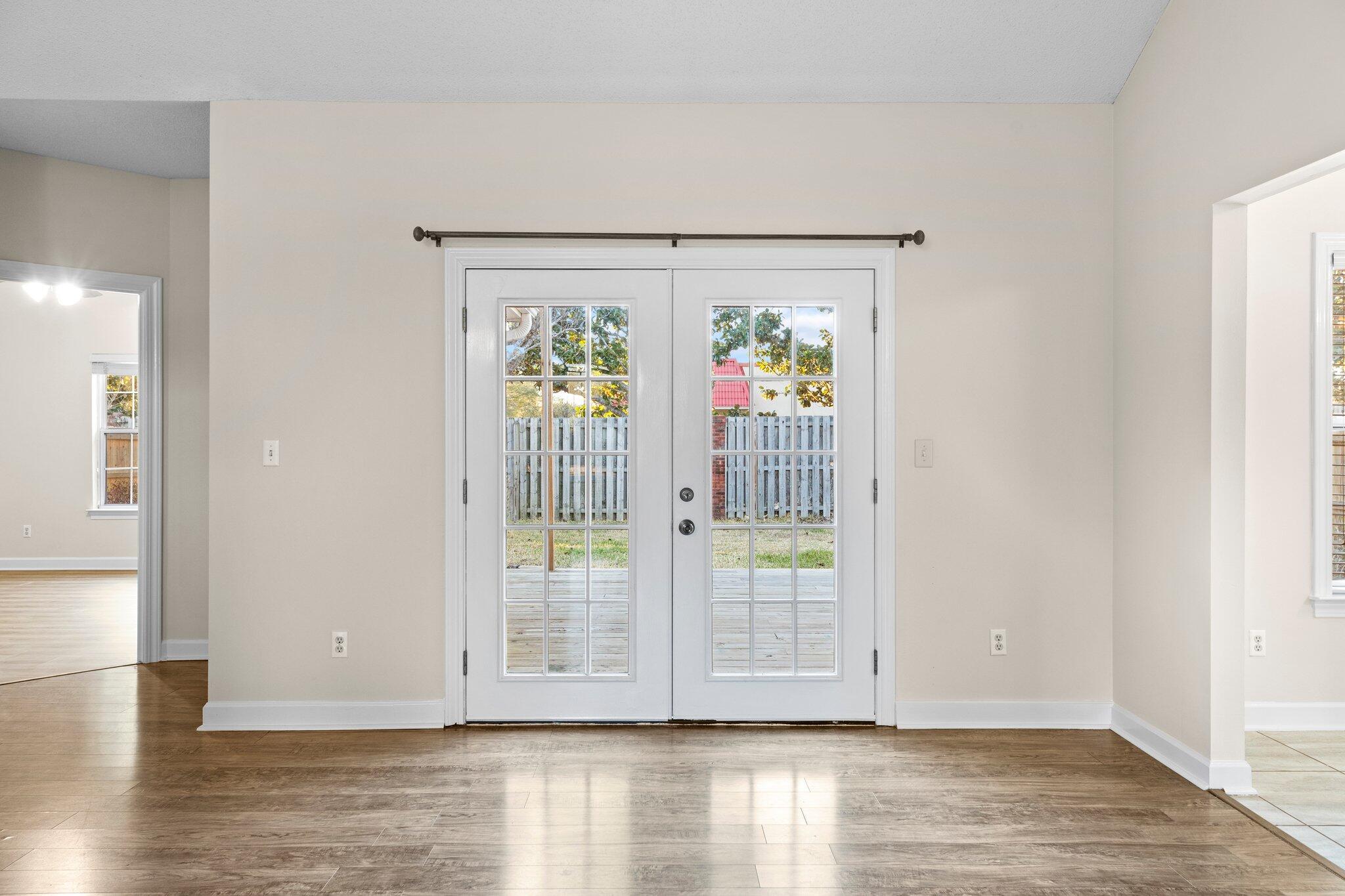 THE CROSSINGS AT BLUEWATER BAY - Residential Lease