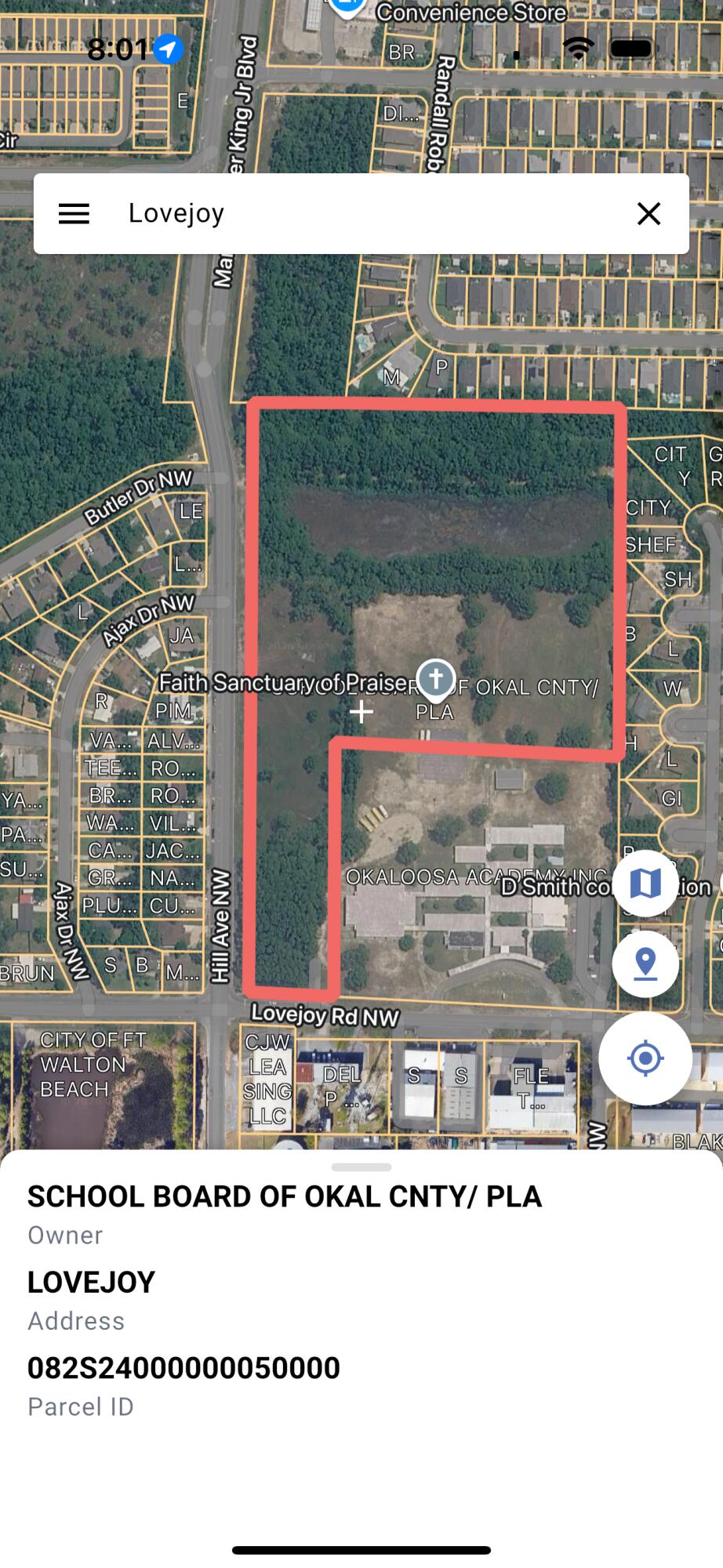 Main image without alt text