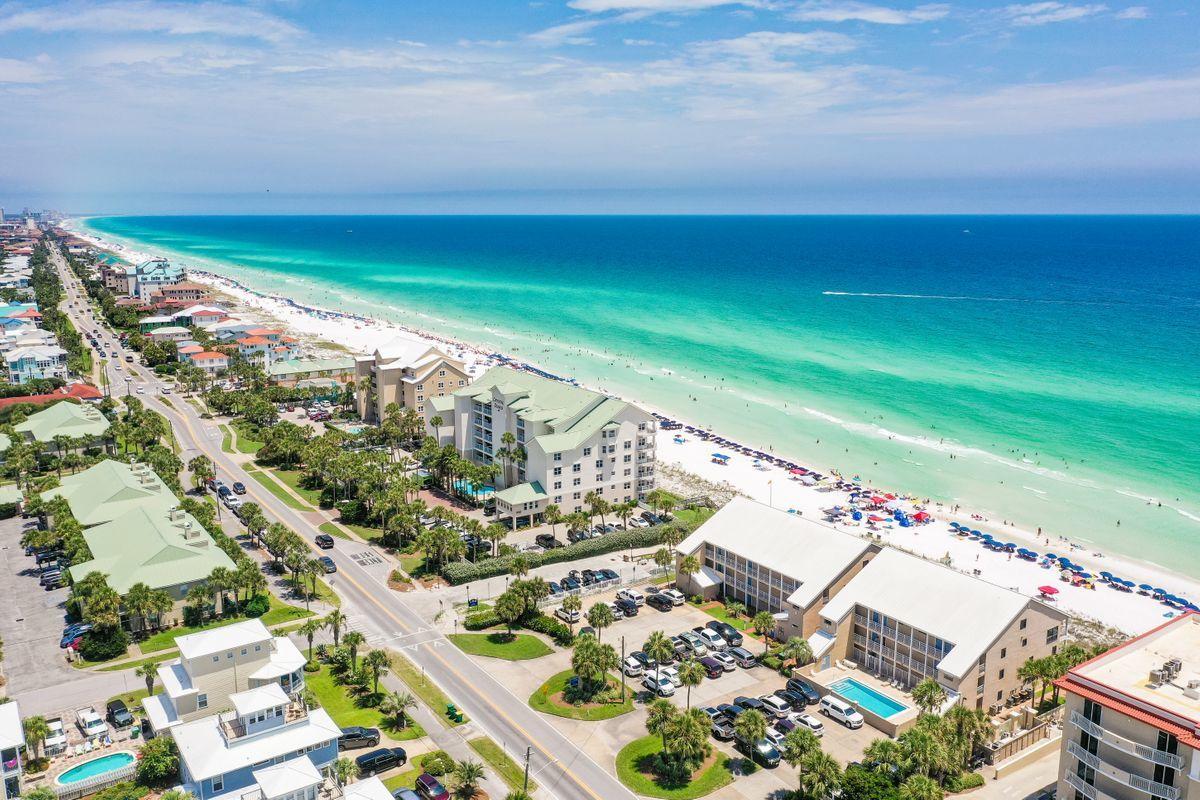 CRYSTAL VILLAS CONDO - Residential