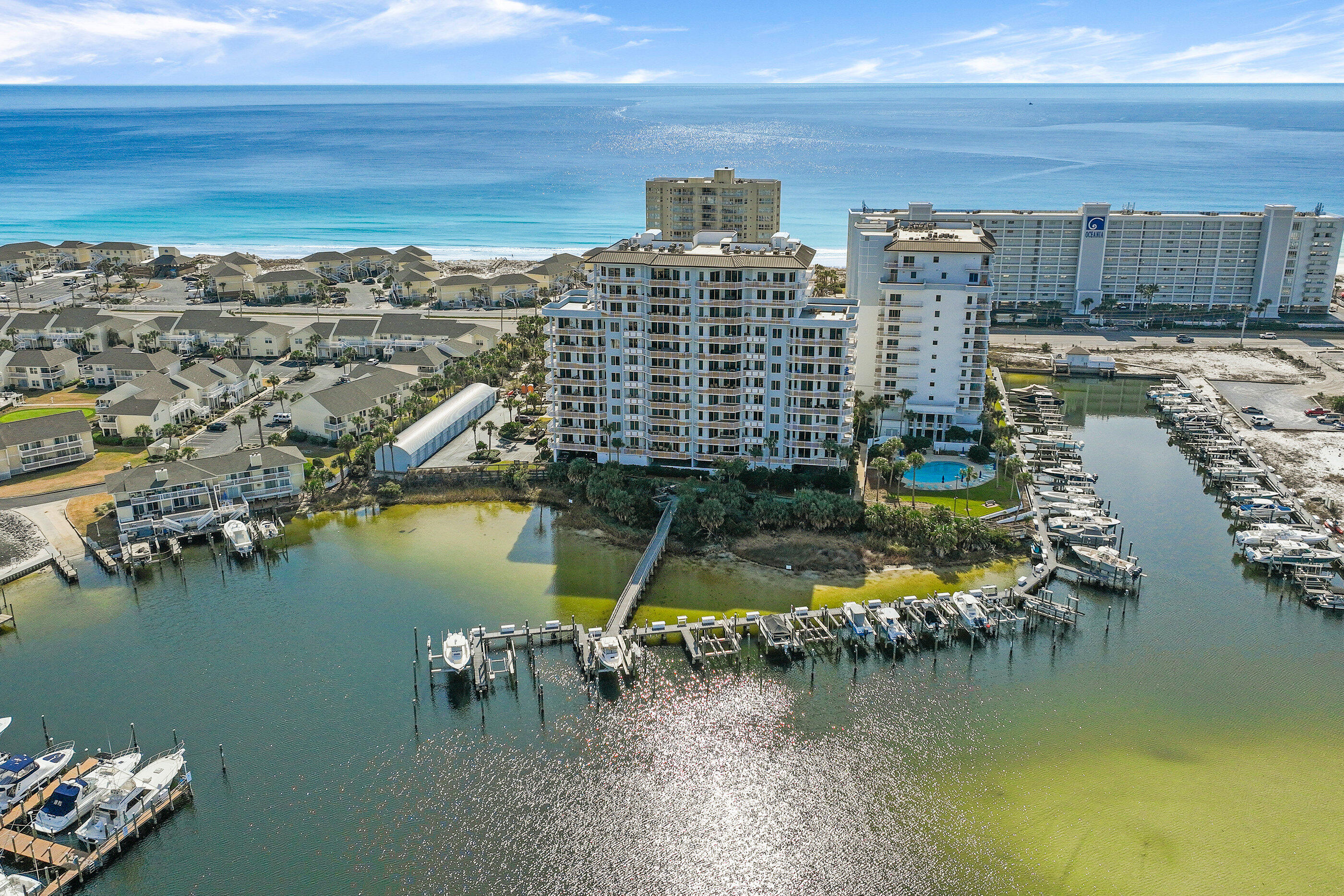 HARBOR LANDING - Residential