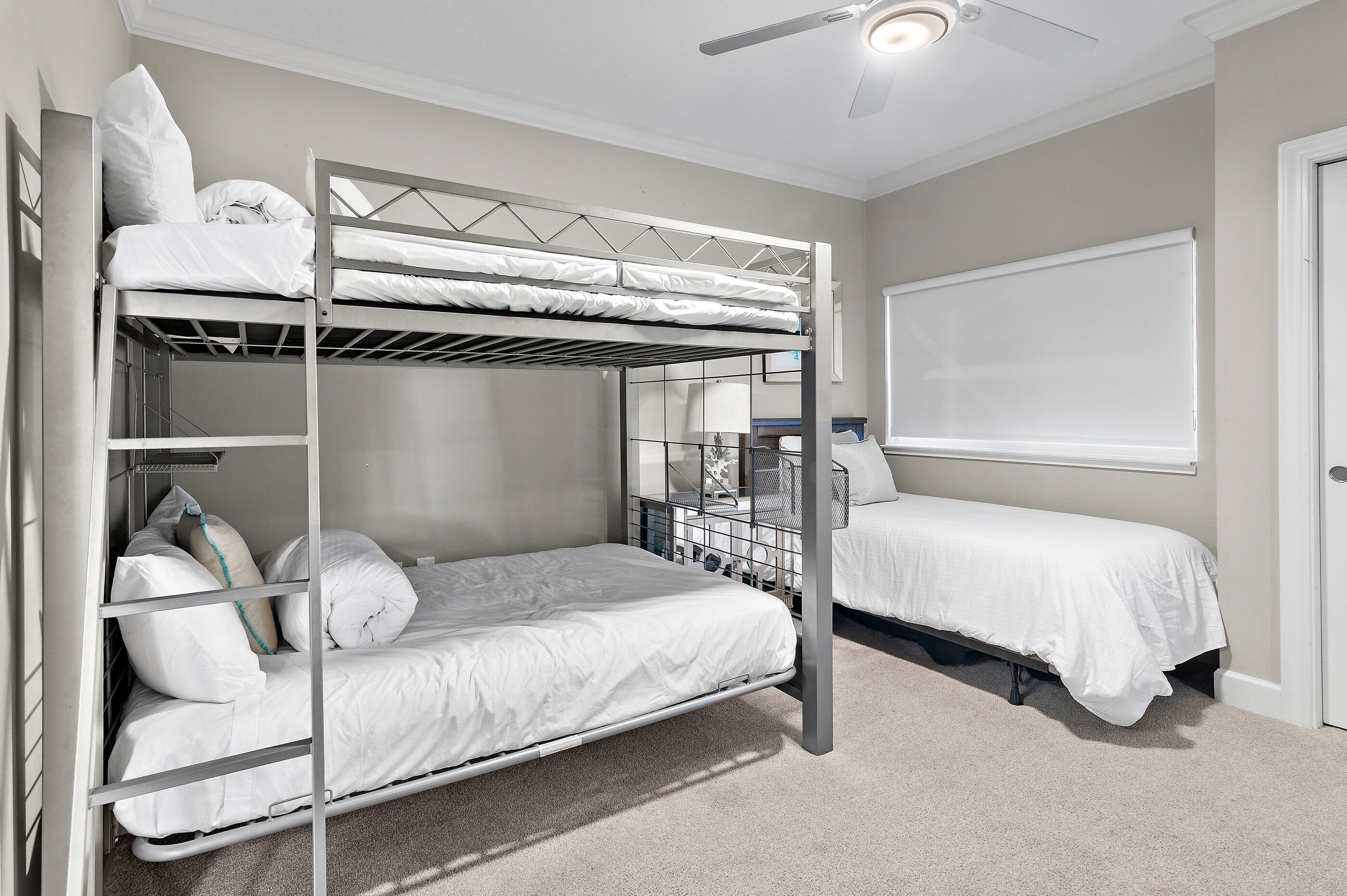 HARBOR LANDING - Residential